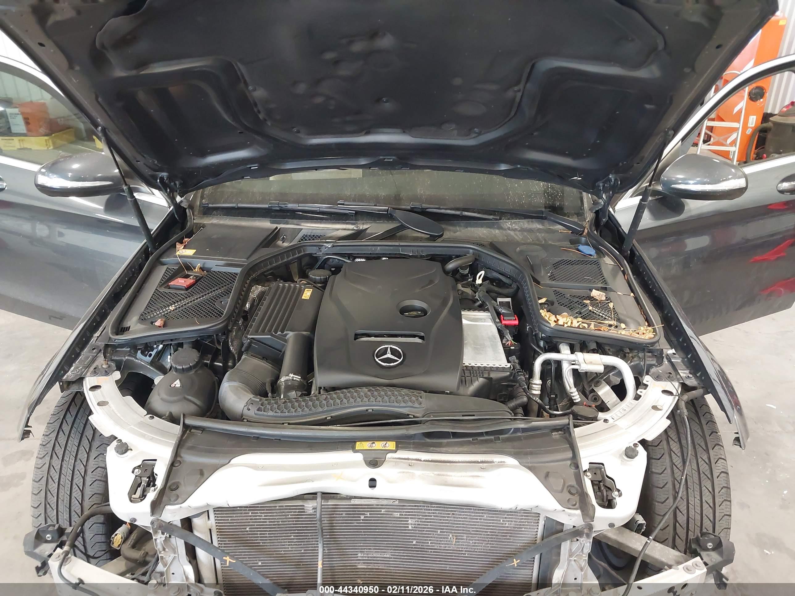 MERCEDES-BENZ C image 10