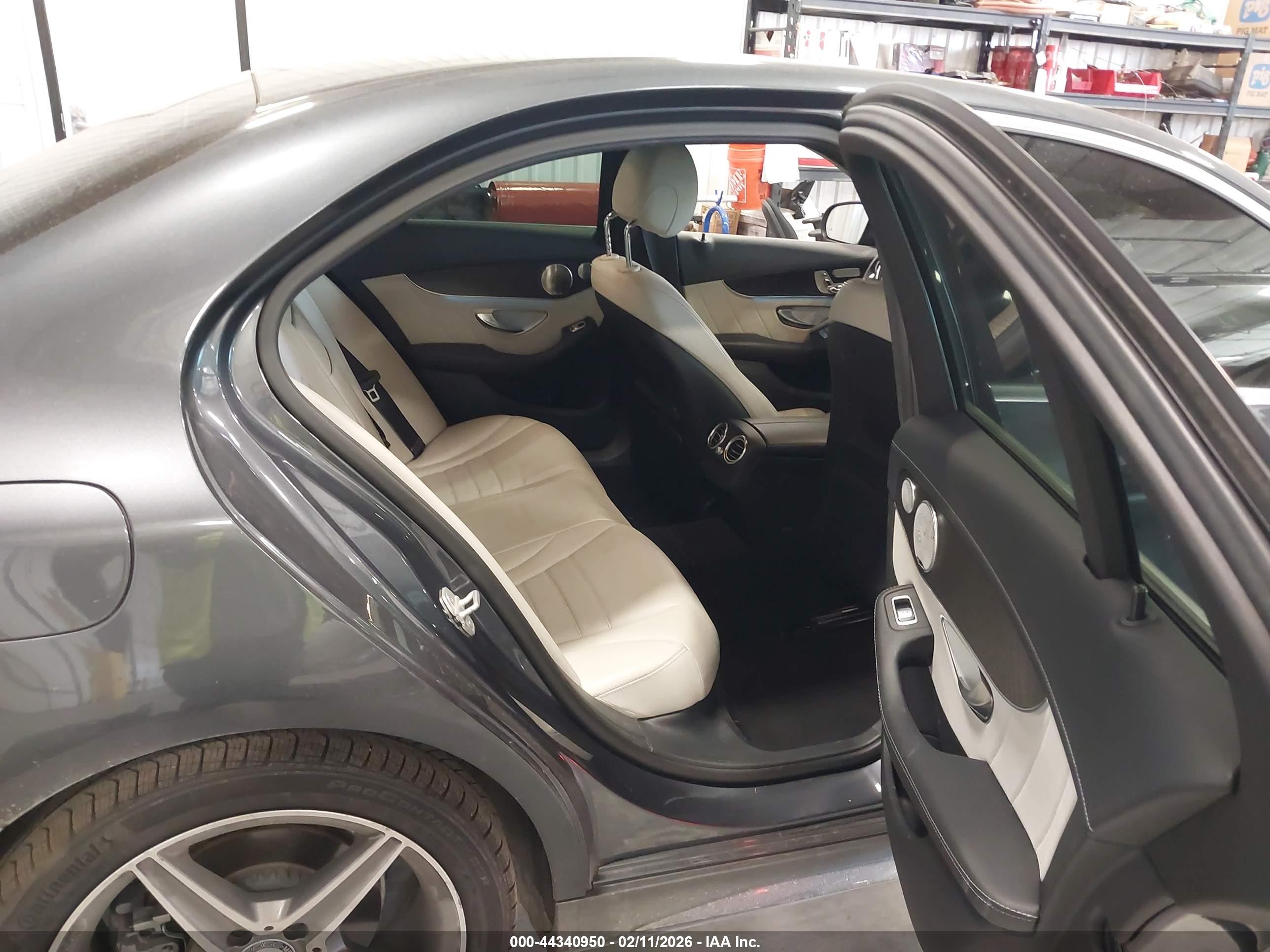 MERCEDES-BENZ C image 8