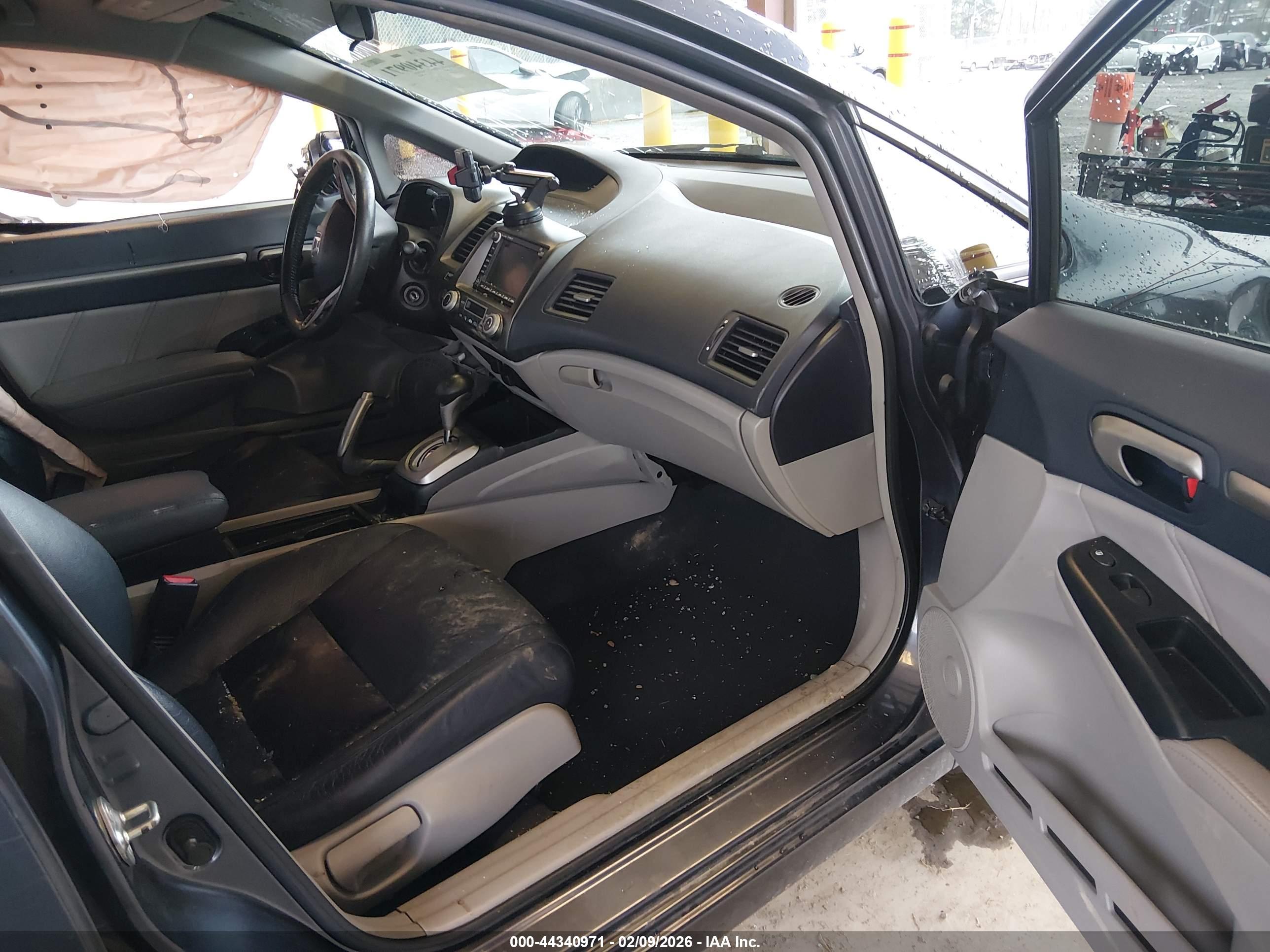 HONDA CIVIC image 5