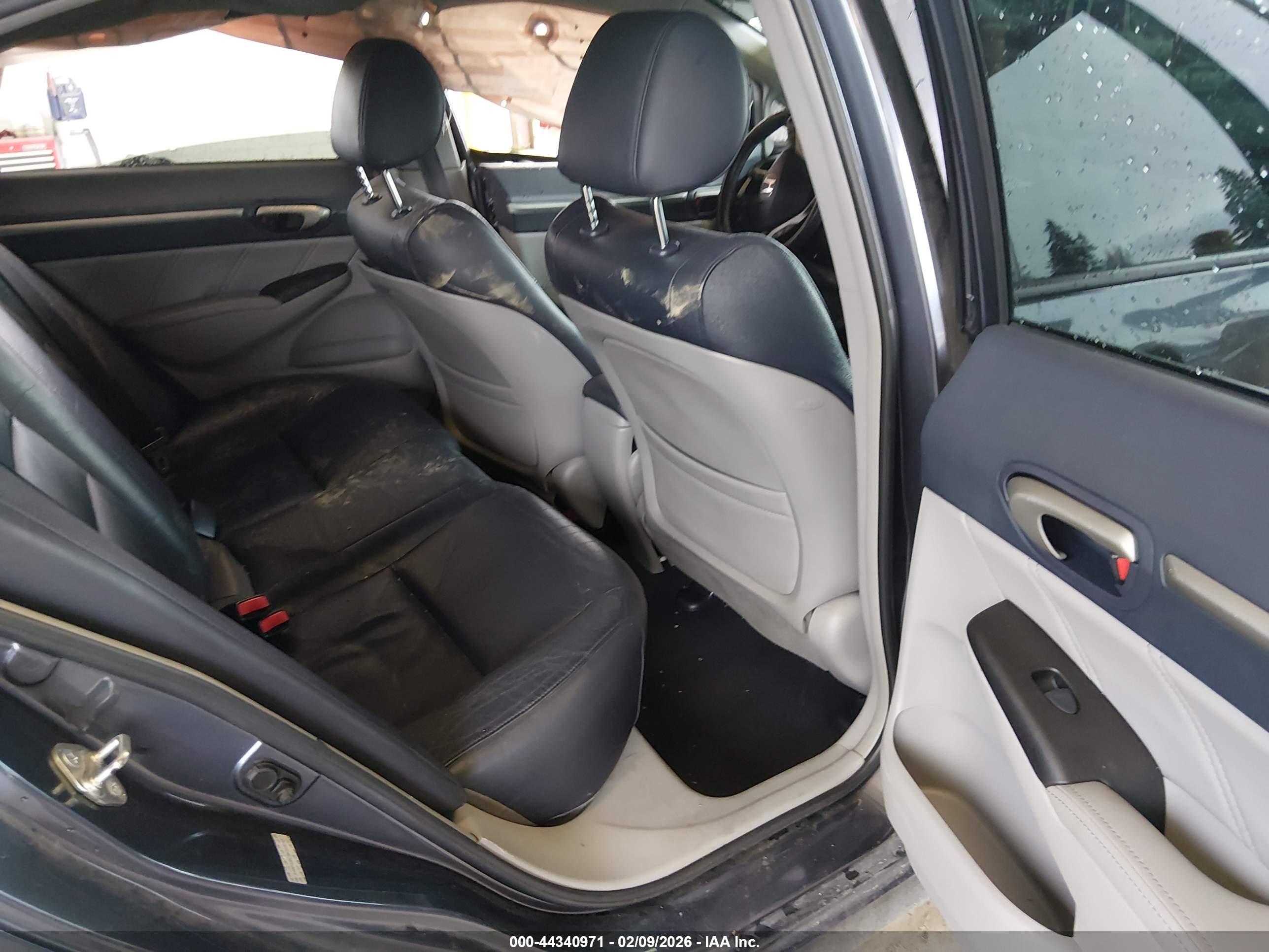 HONDA CIVIC image 8