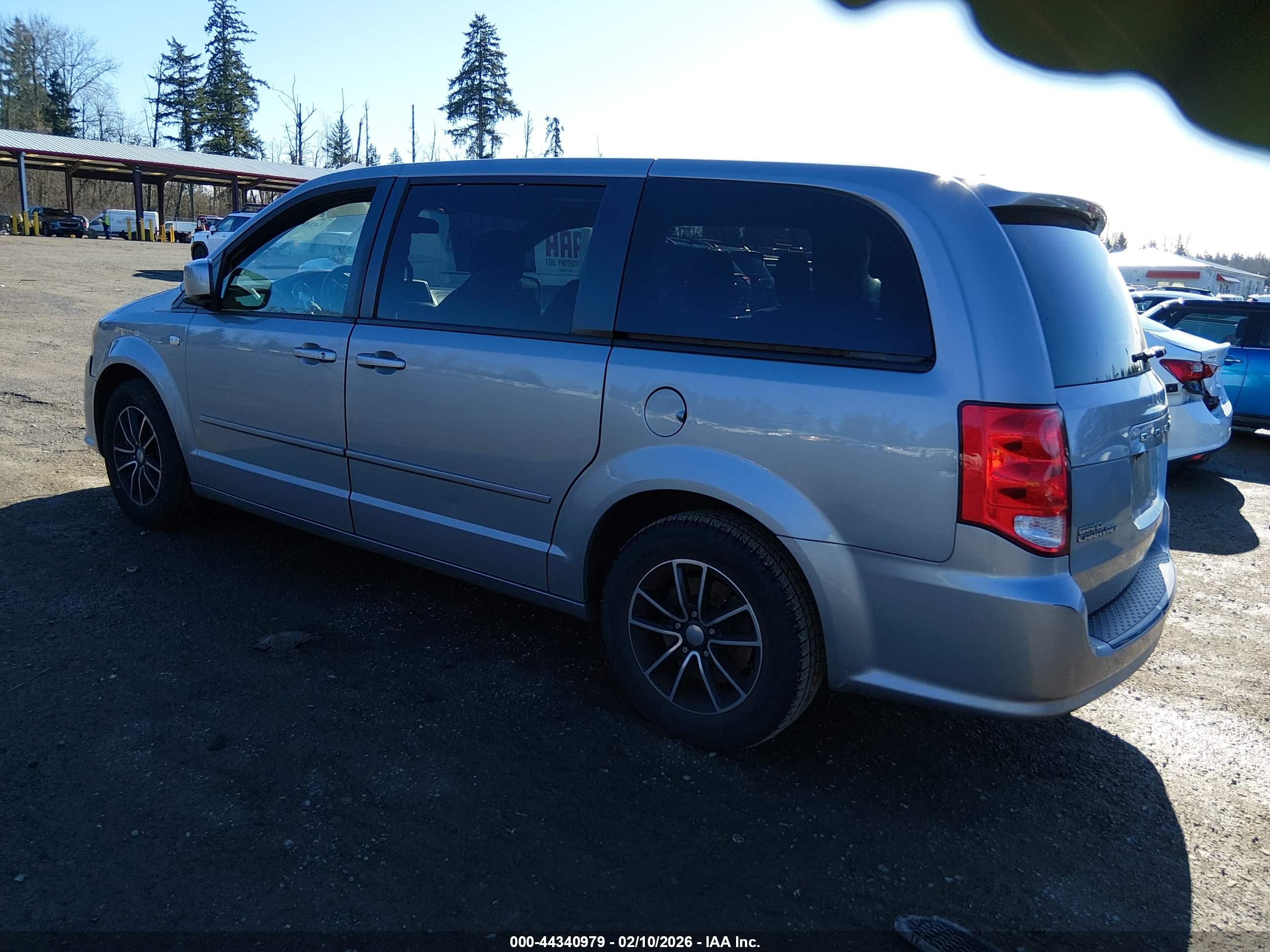 DODGE GRAND image 3
