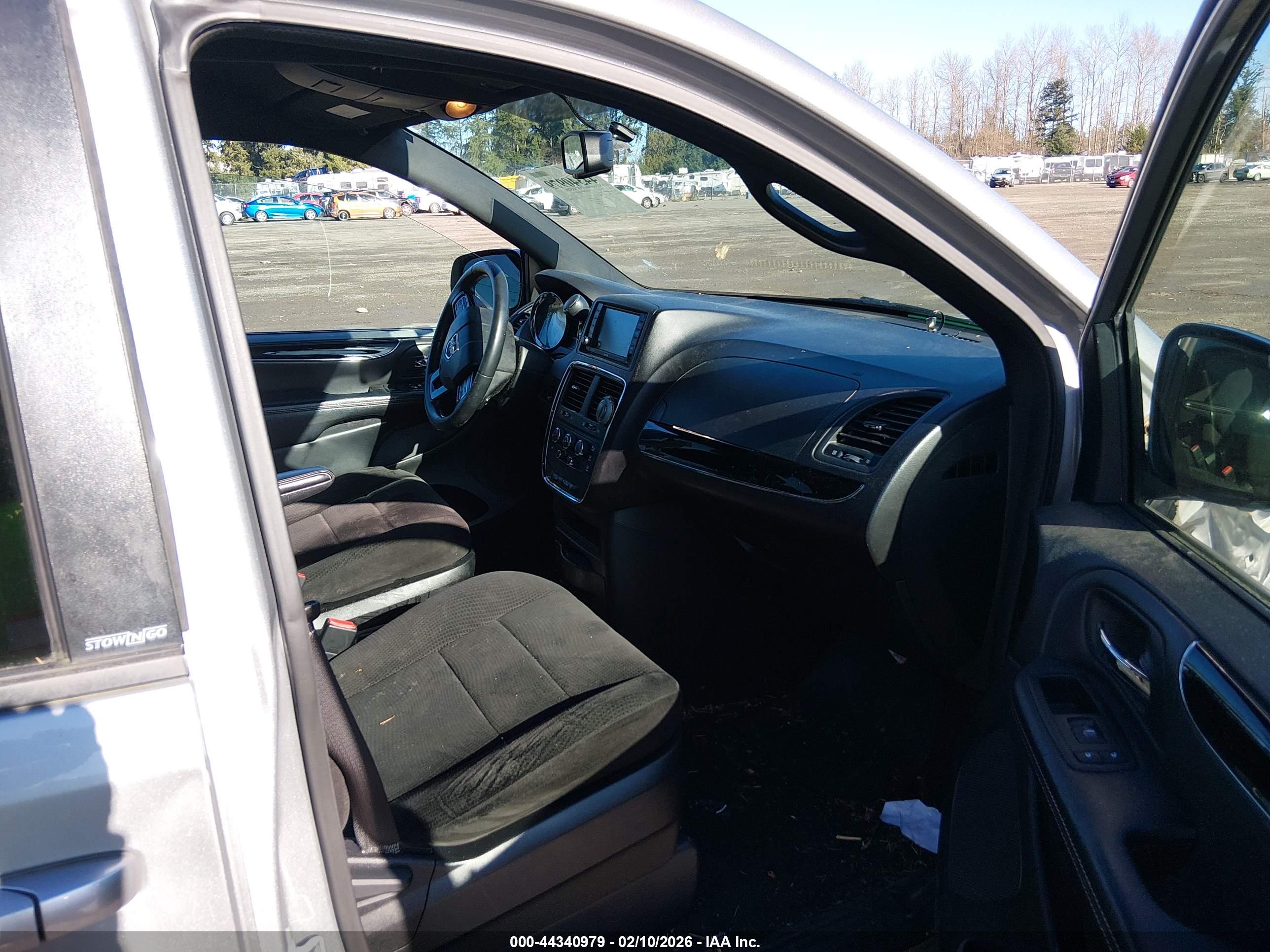 DODGE GRAND image 5