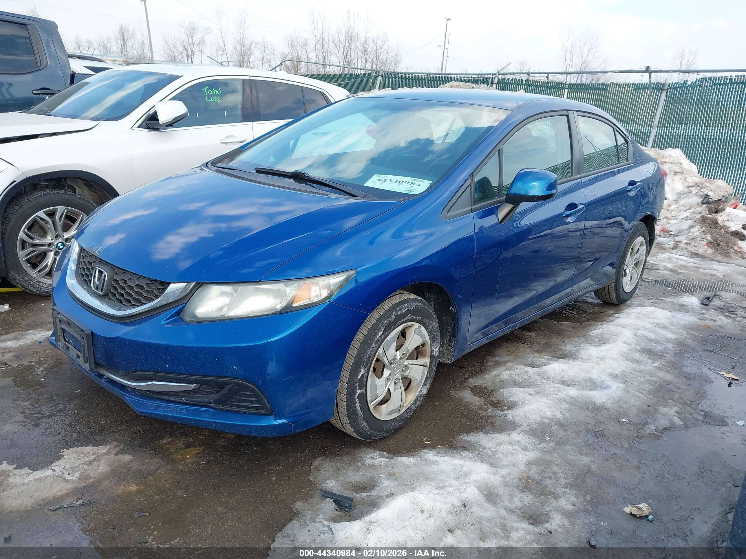HONDA CIVIC image 2
