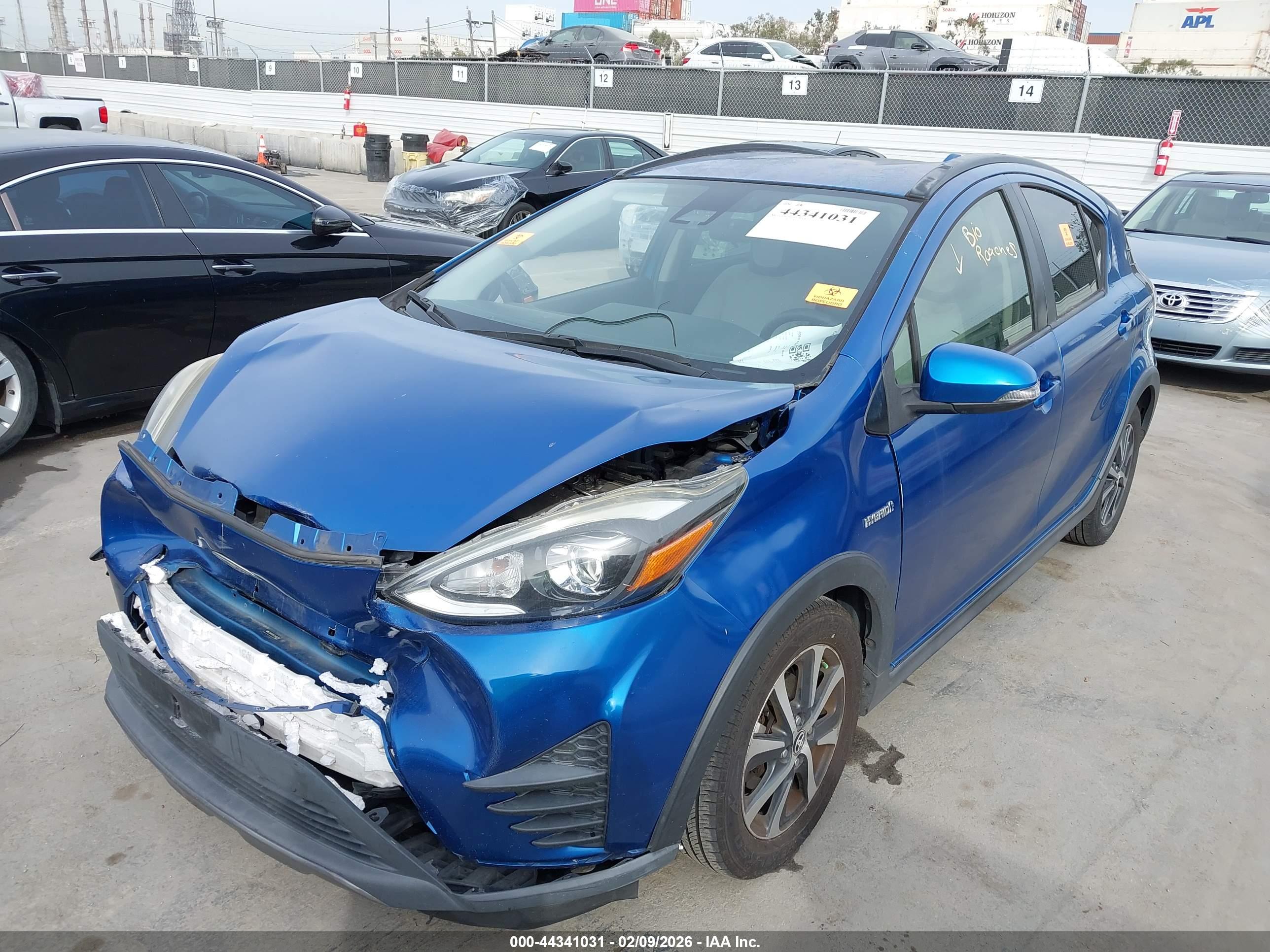 TOYOTA PRIUS image 2