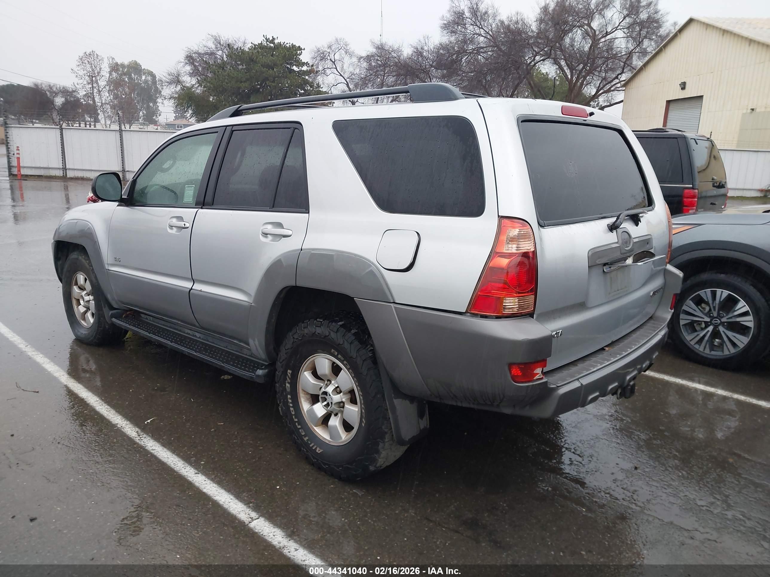 TOYOTA 4RUNNER image 3