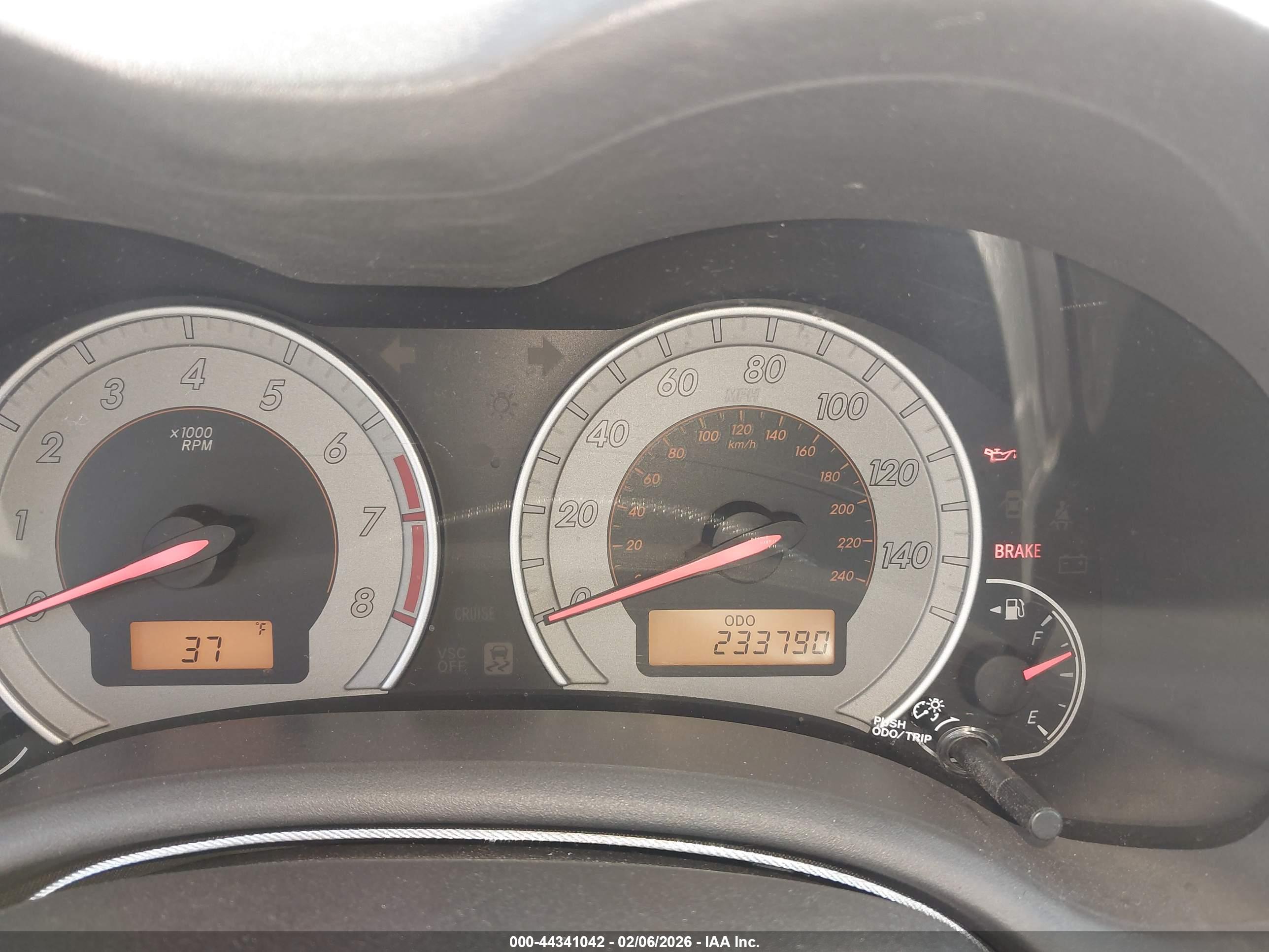 TOYOTA COROLLA image 7