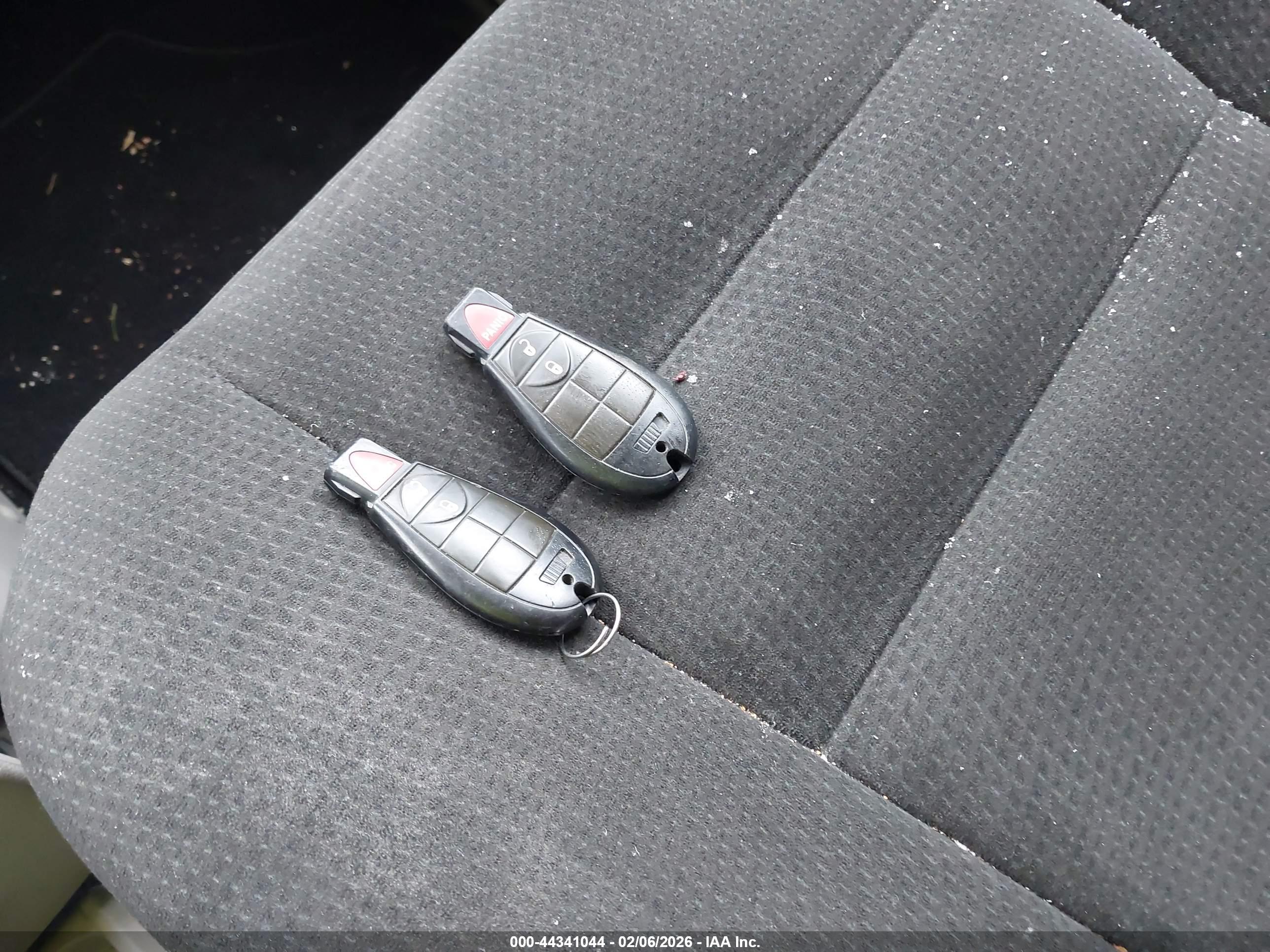 DODGE GRAND image 11