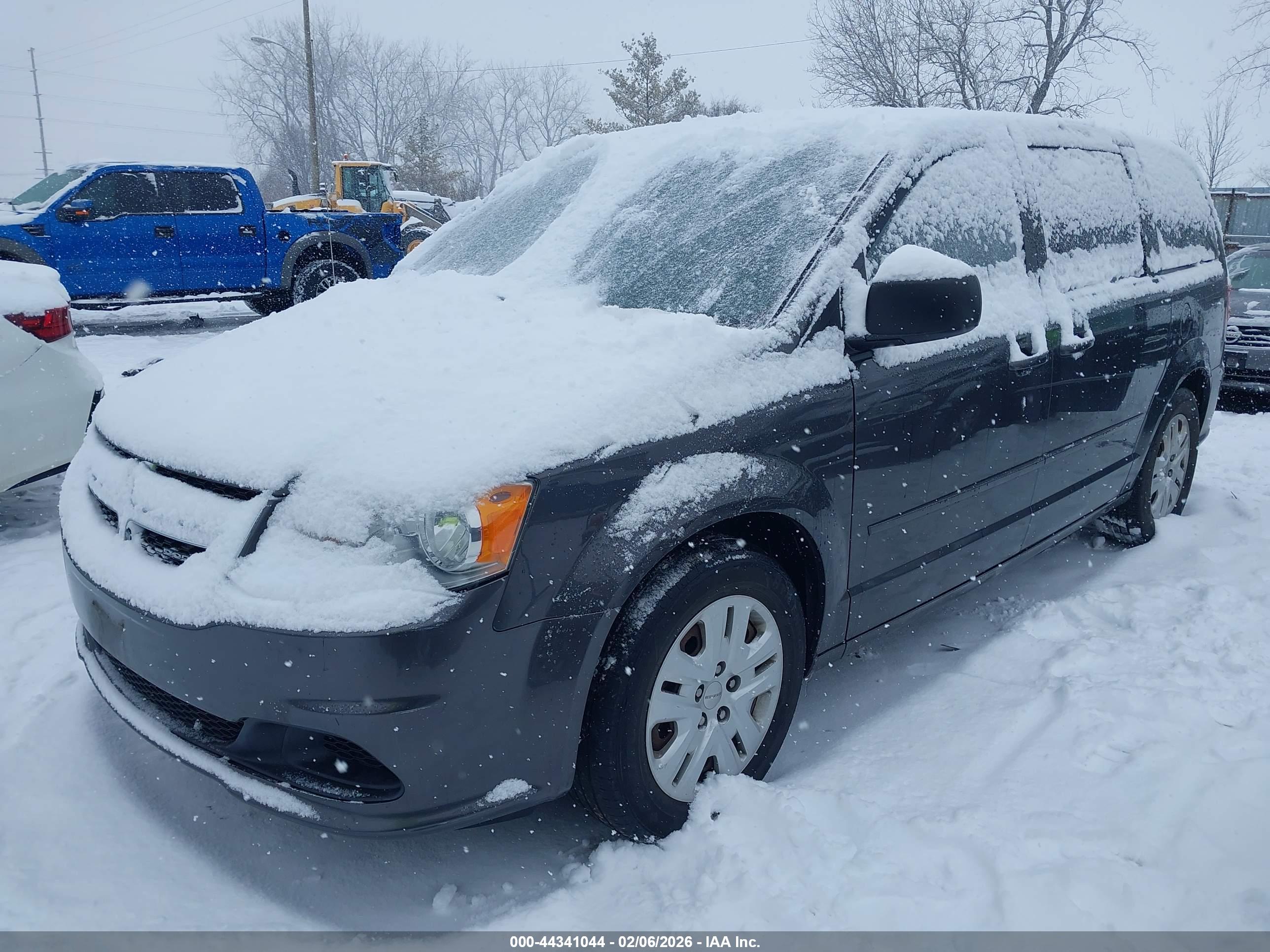 DODGE GRAND image 2