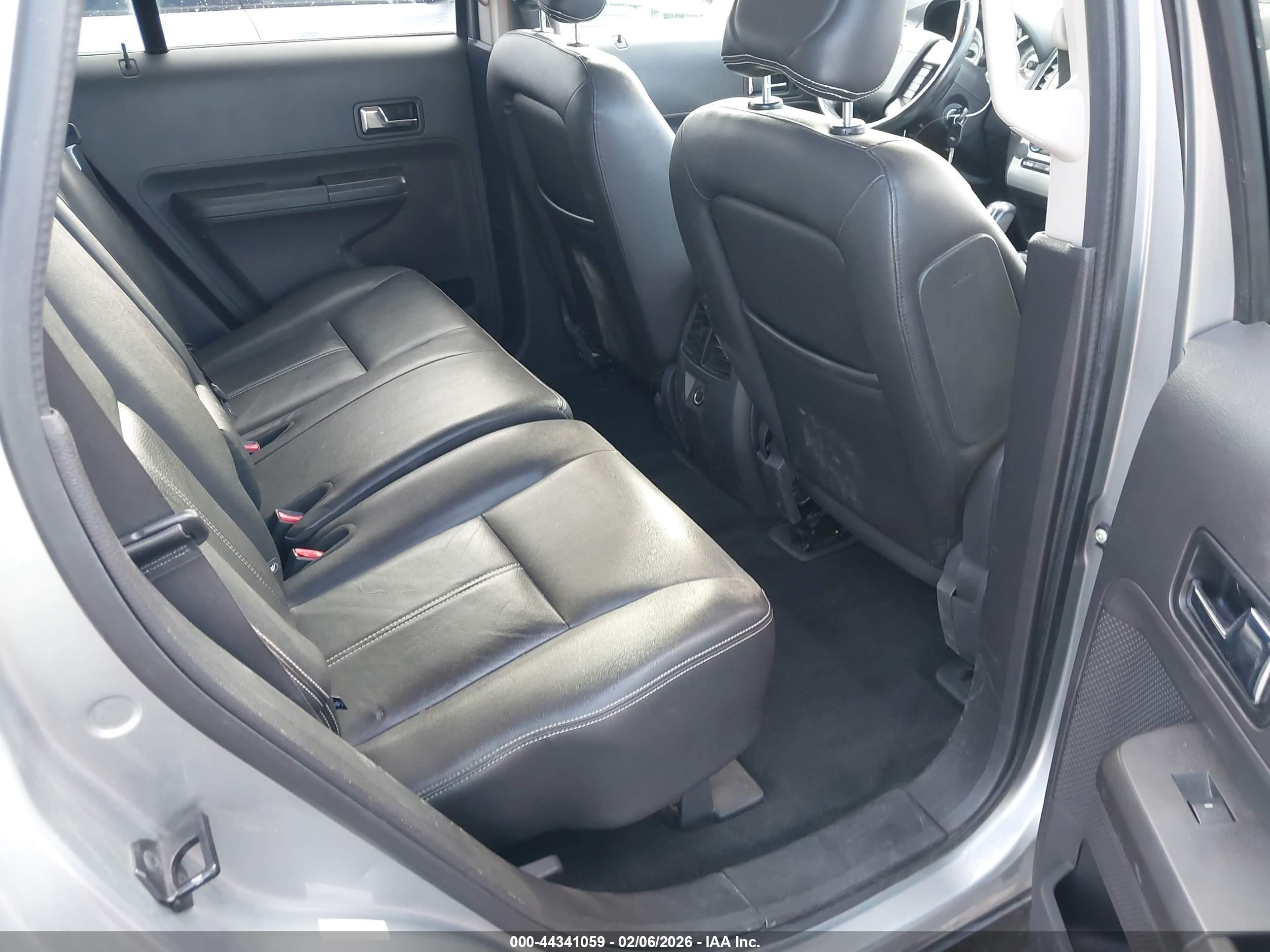 FORD EDGE image 8