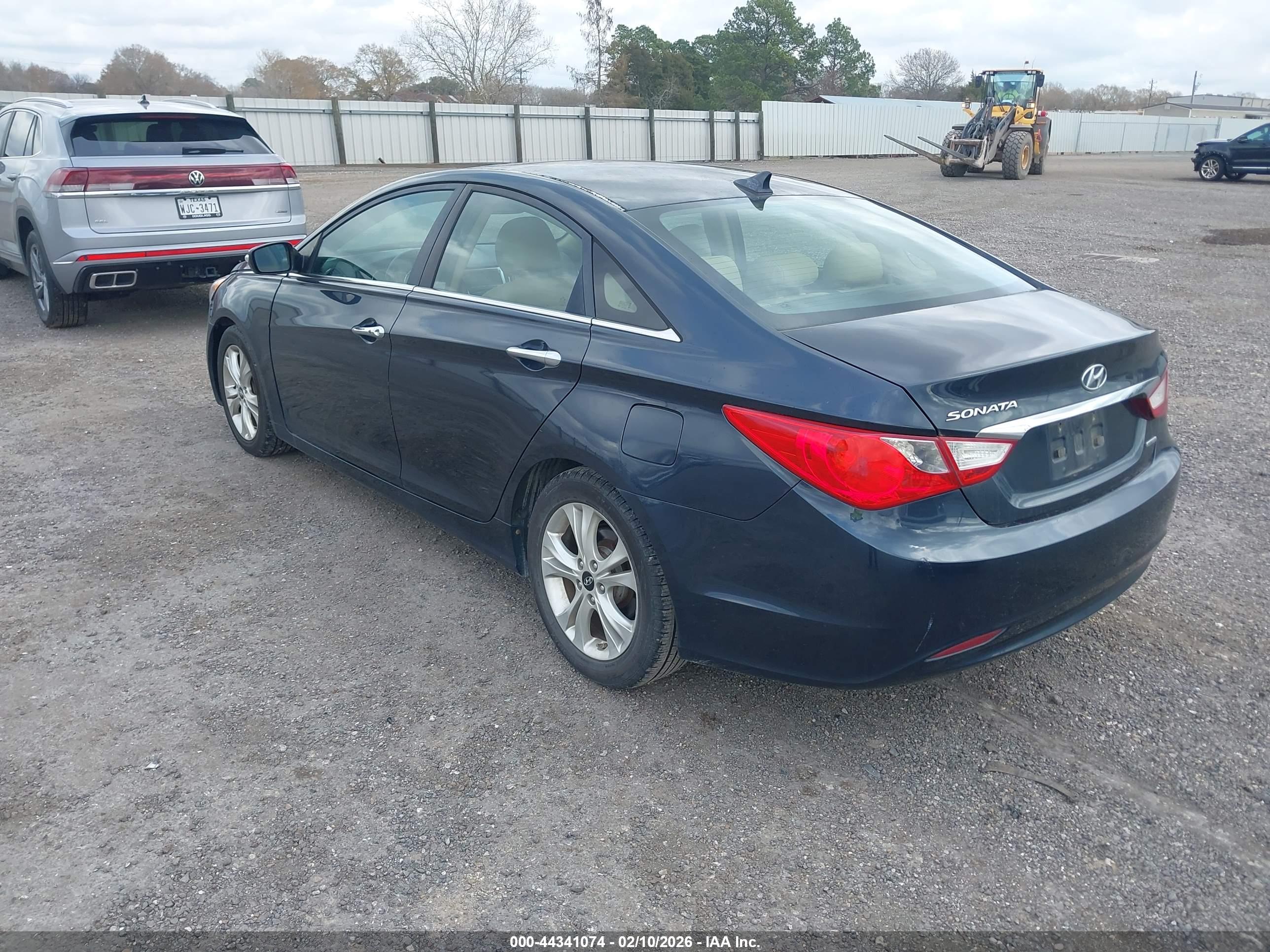 HYUNDAI SONATA image 3