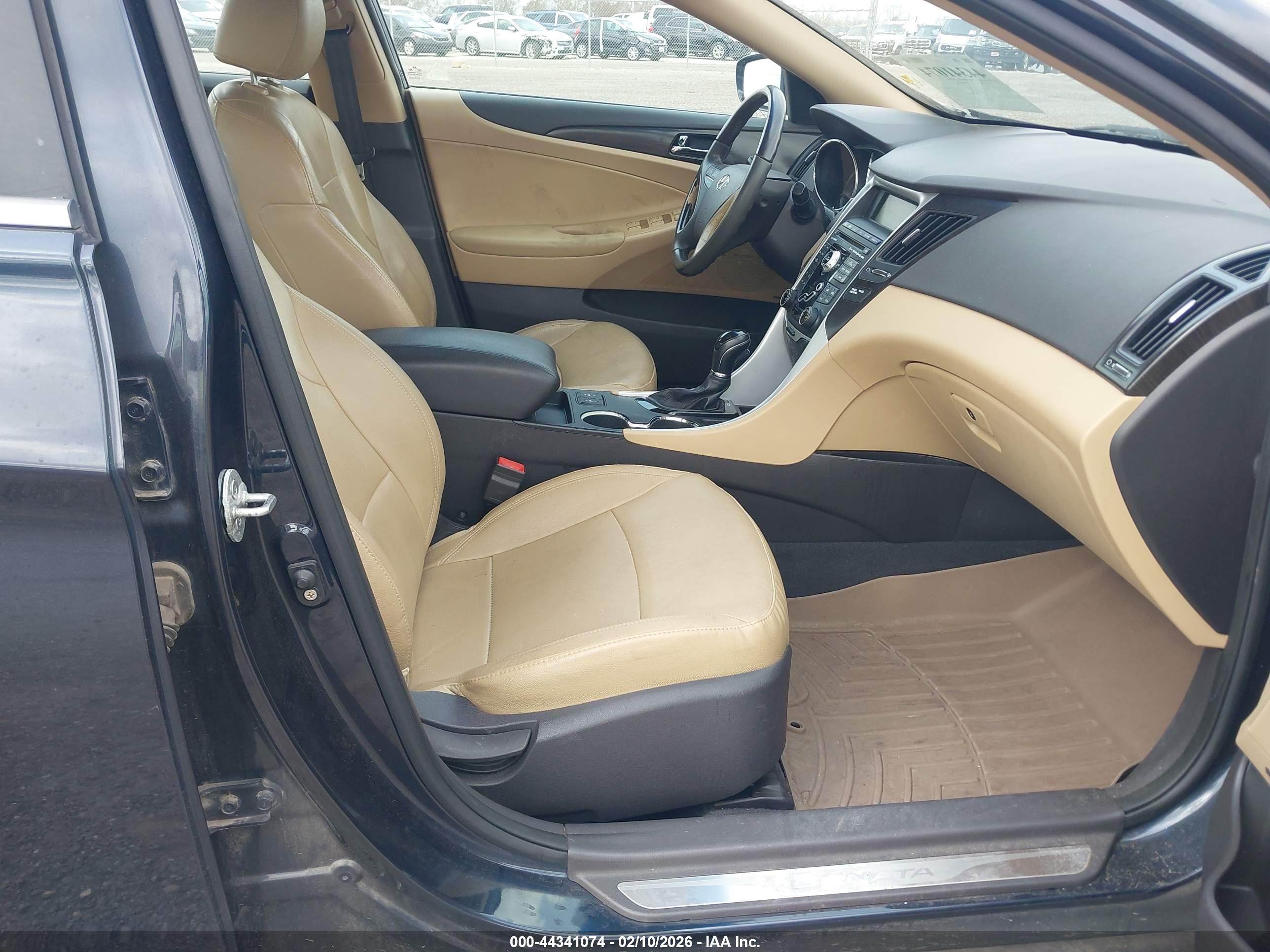 HYUNDAI SONATA image 5