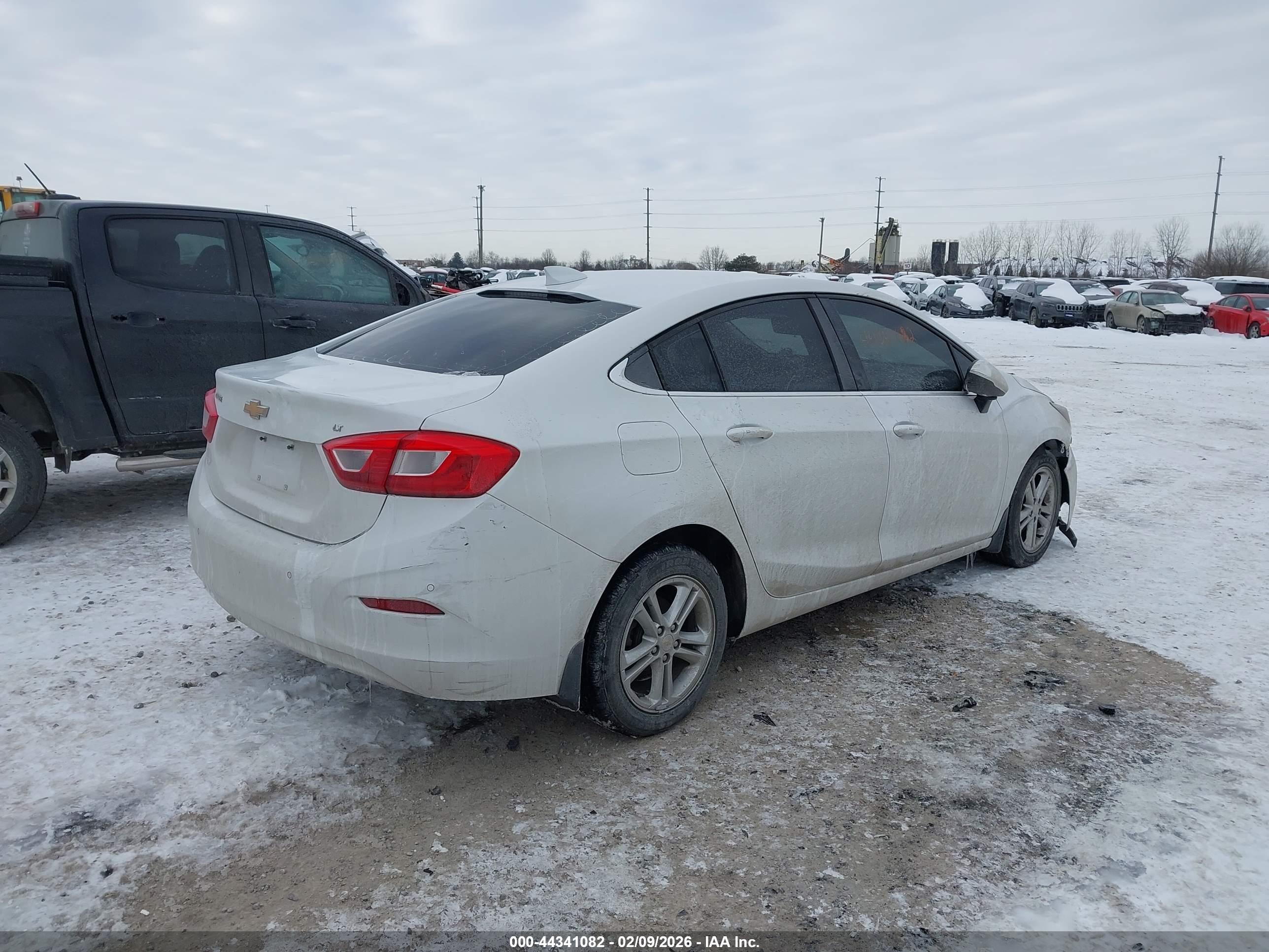 CHEVROLET CRUZE image 4
