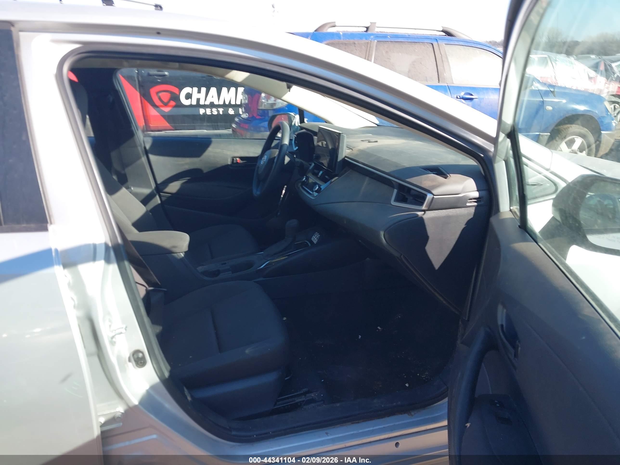 TOYOTA COROLLA image 5