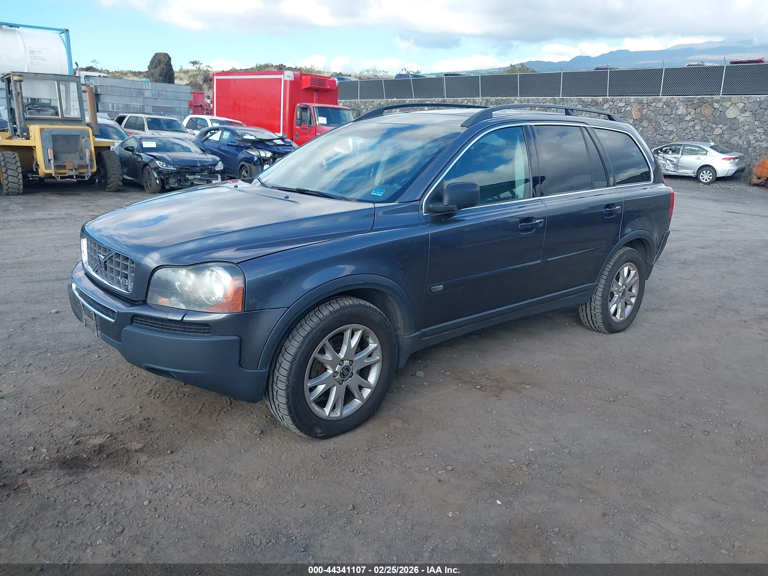 VOLVO XC90 image 2