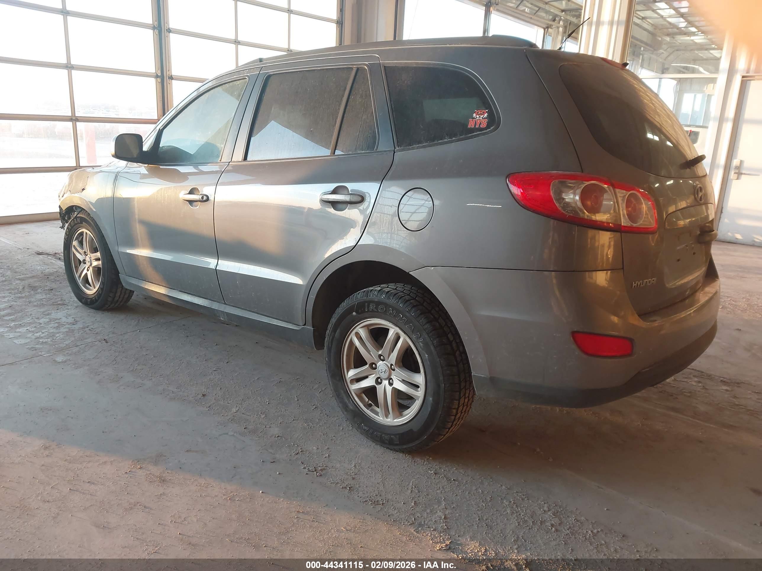 HYUNDAI SANTA image 3