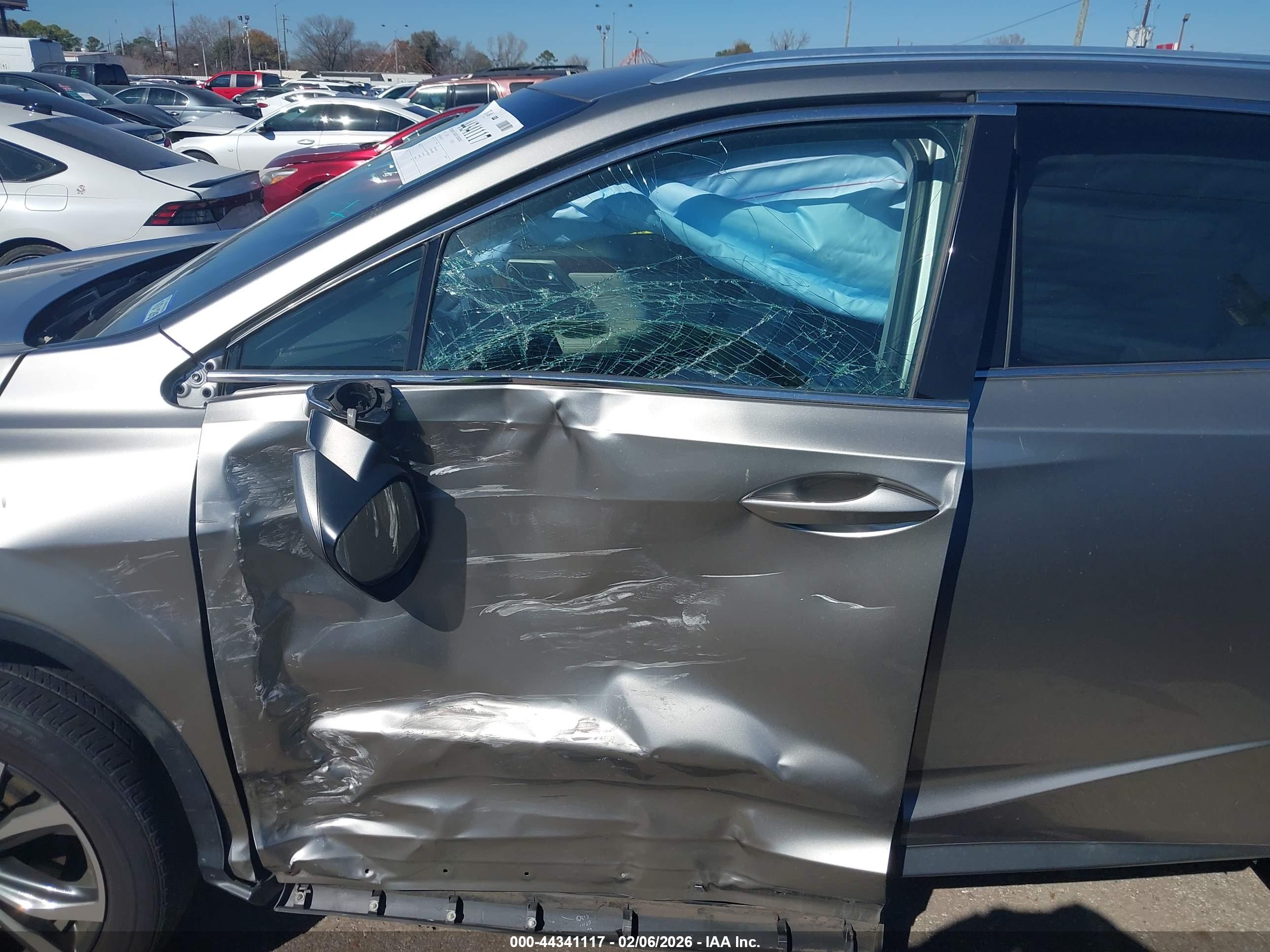 LEXUS RX image 6