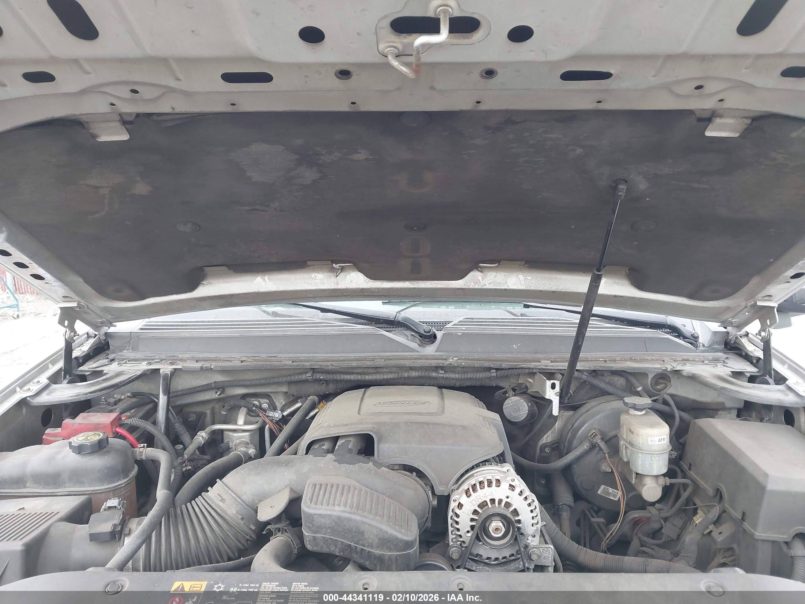 GMC YUKON image 10