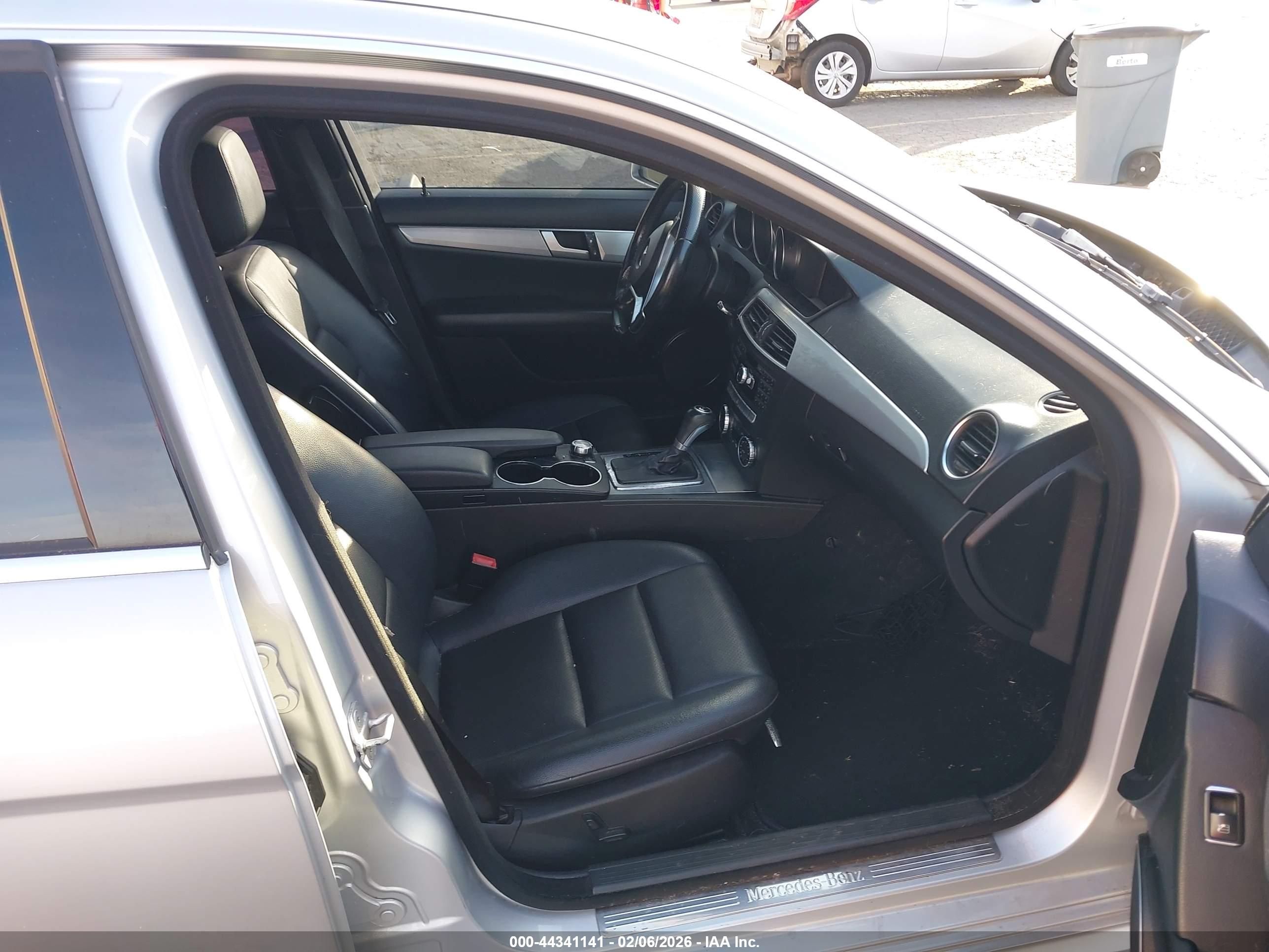 MERCEDES-BENZ C image 5