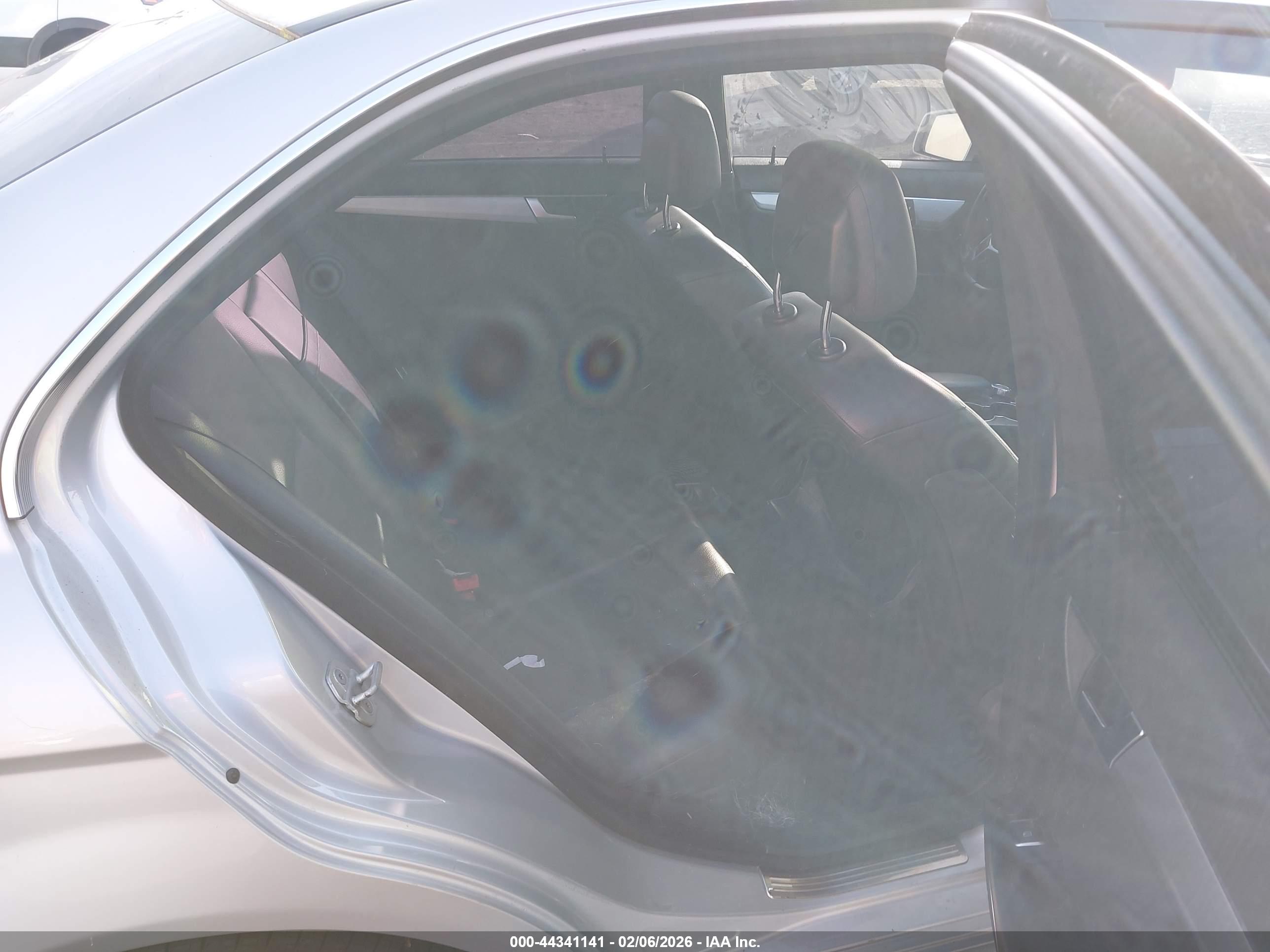 MERCEDES-BENZ C image 8
