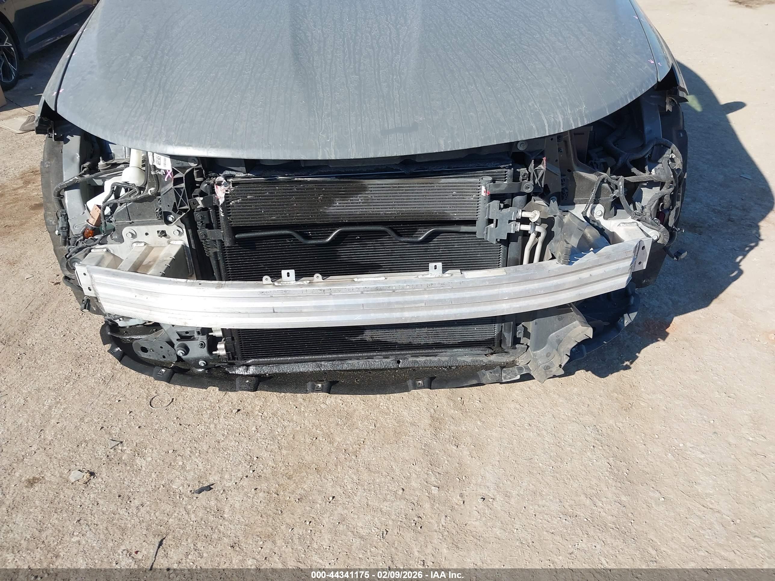CHRYSLER PACIFICA image 6