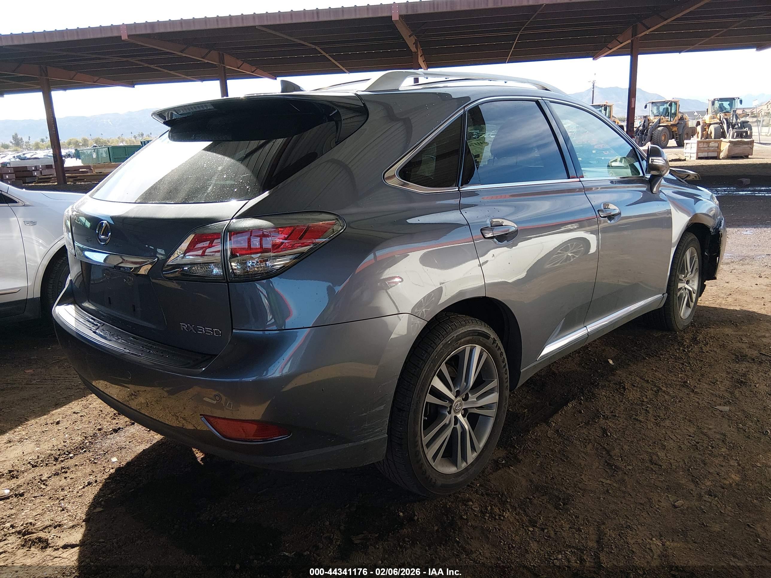 LEXUS RX image 4