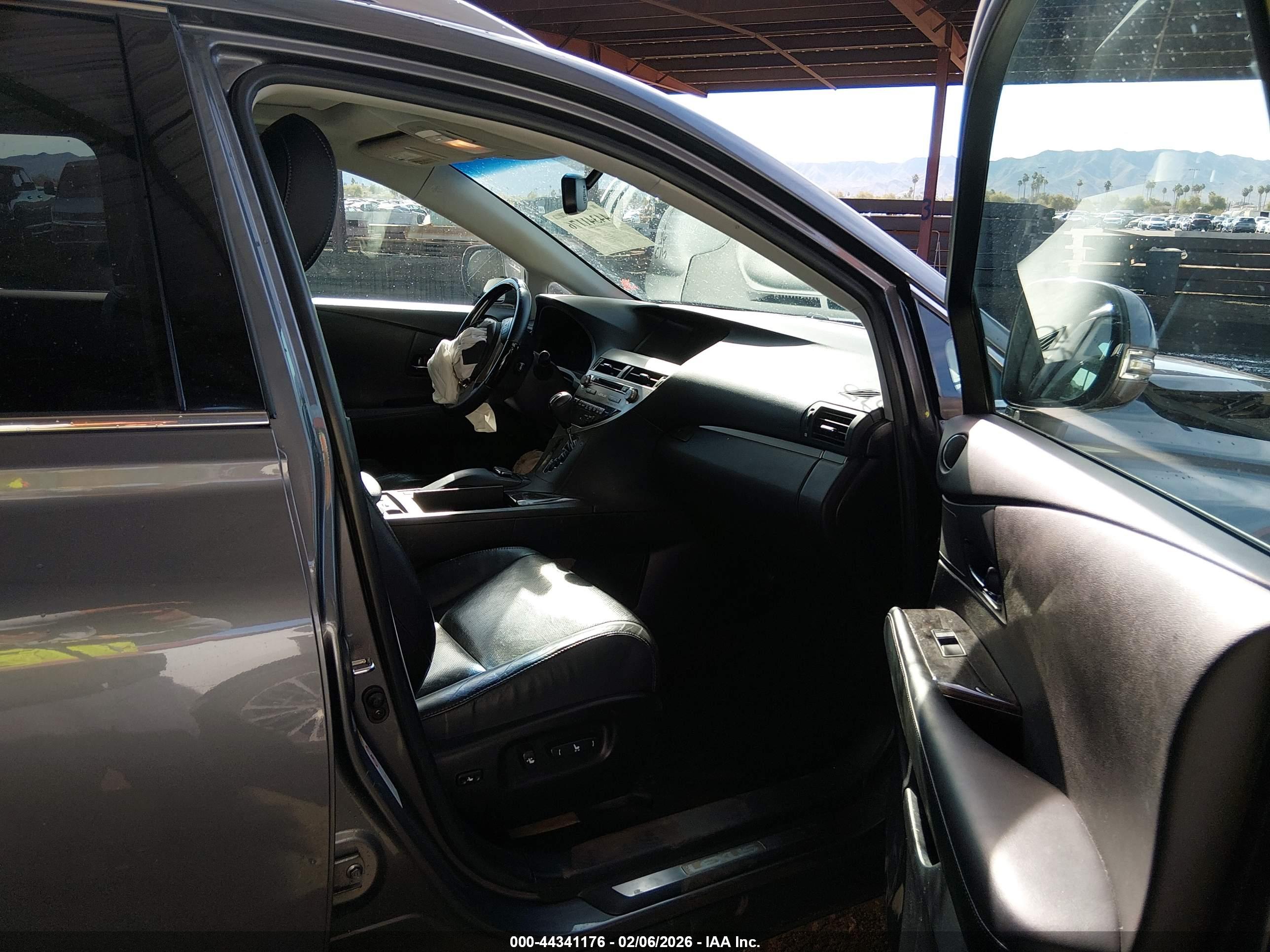 LEXUS RX image 5