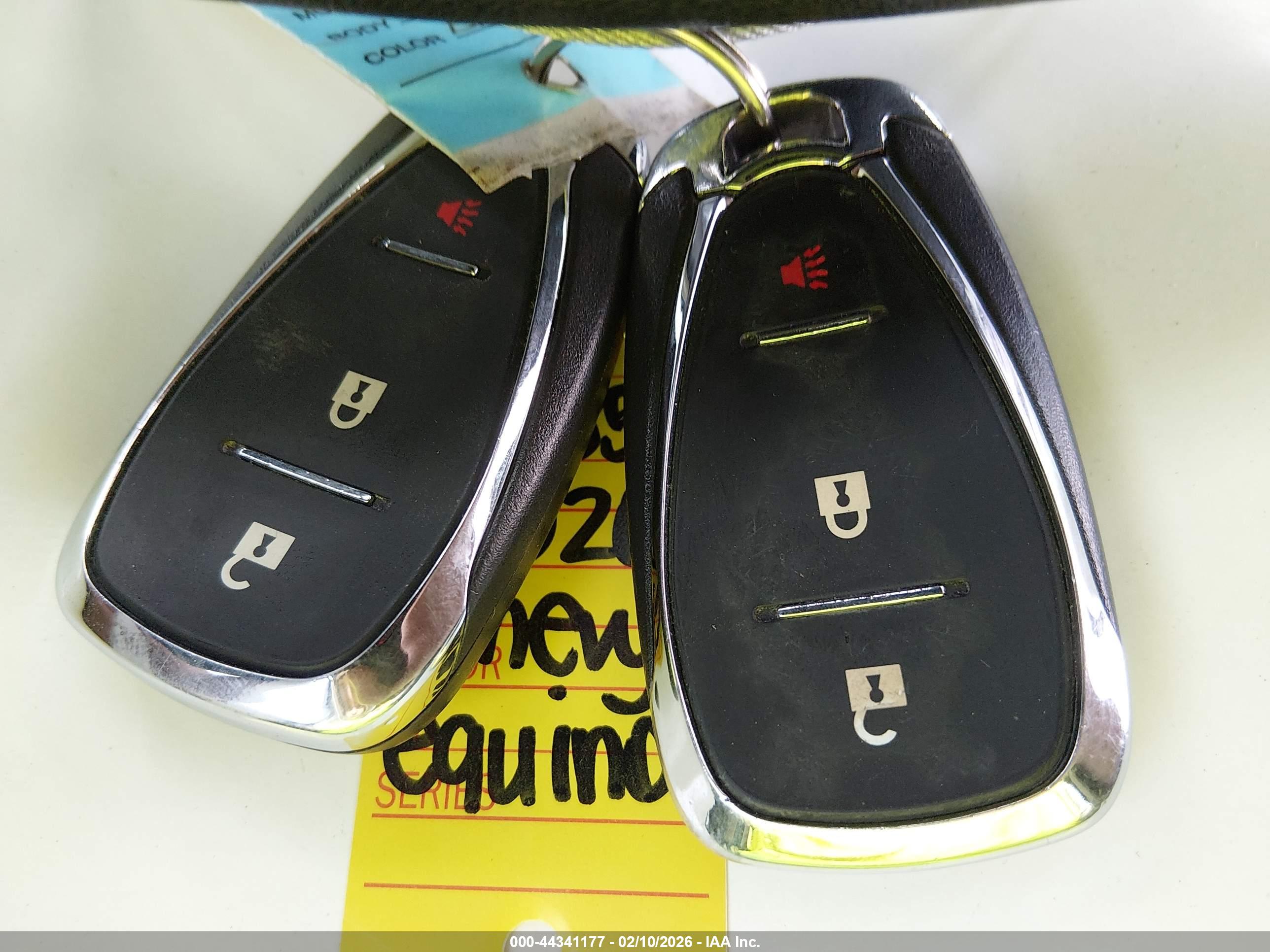 CHEVROLET EQUINOX image 11
