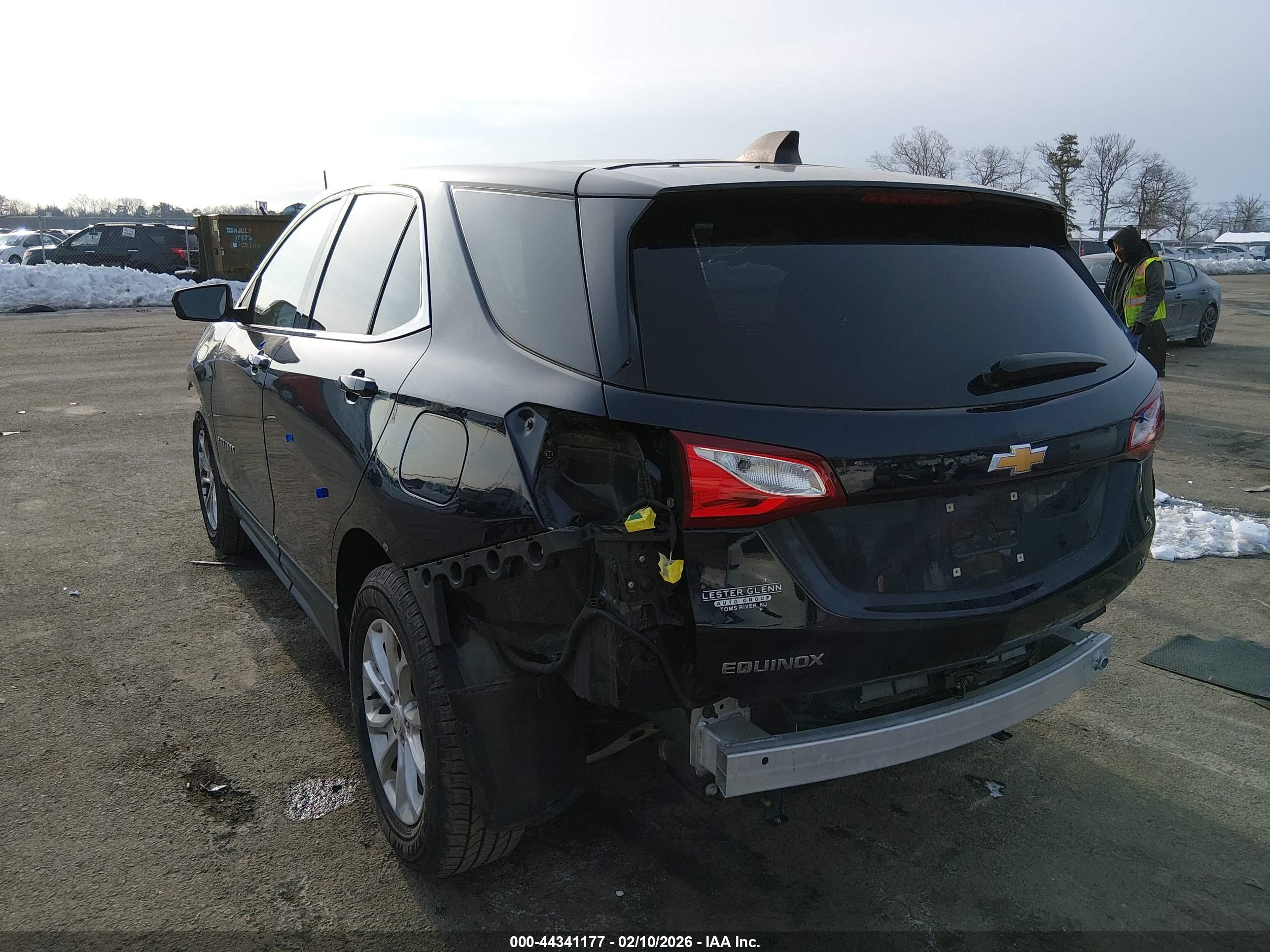 CHEVROLET EQUINOX image 3