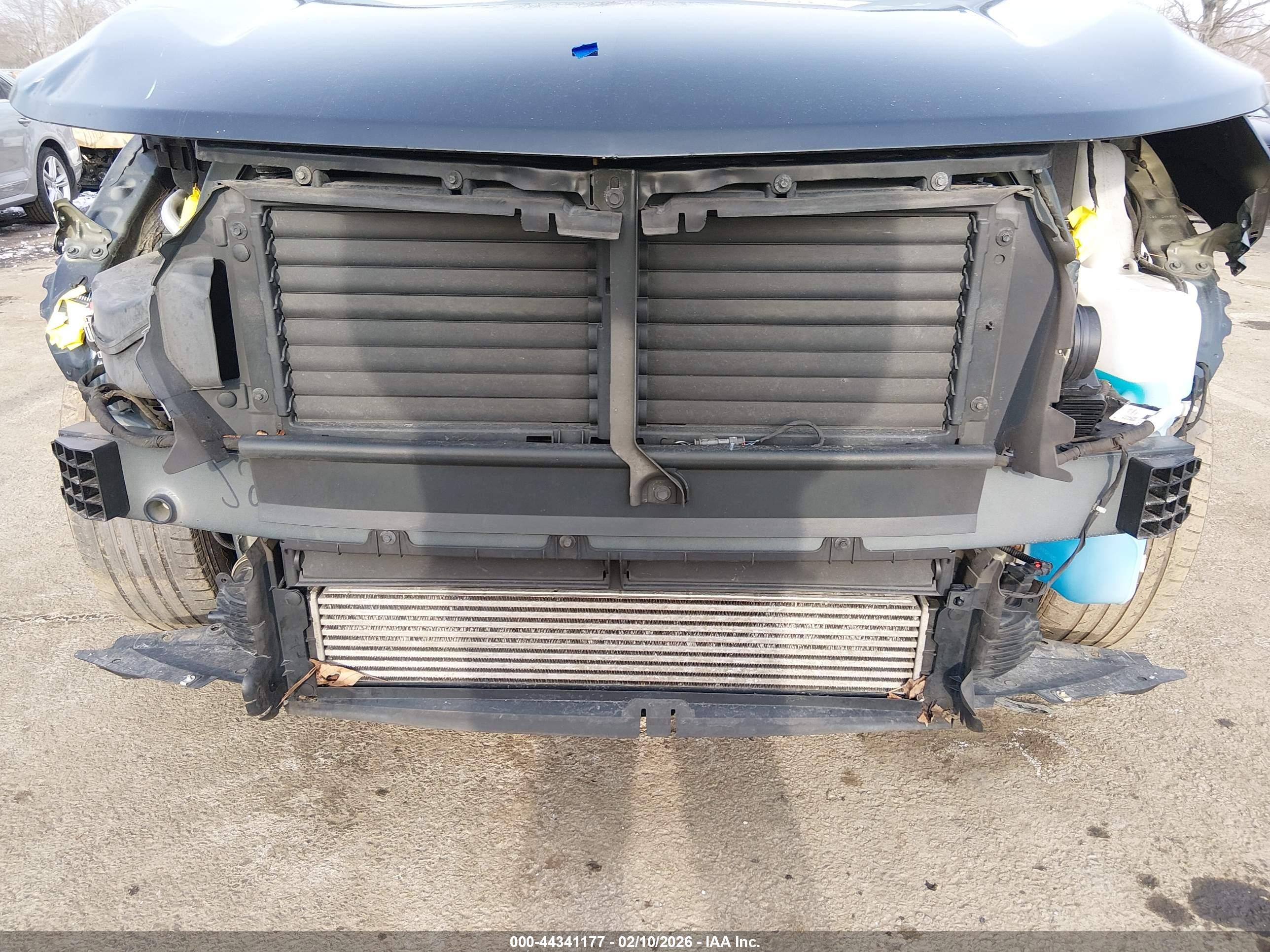 CHEVROLET EQUINOX image 6