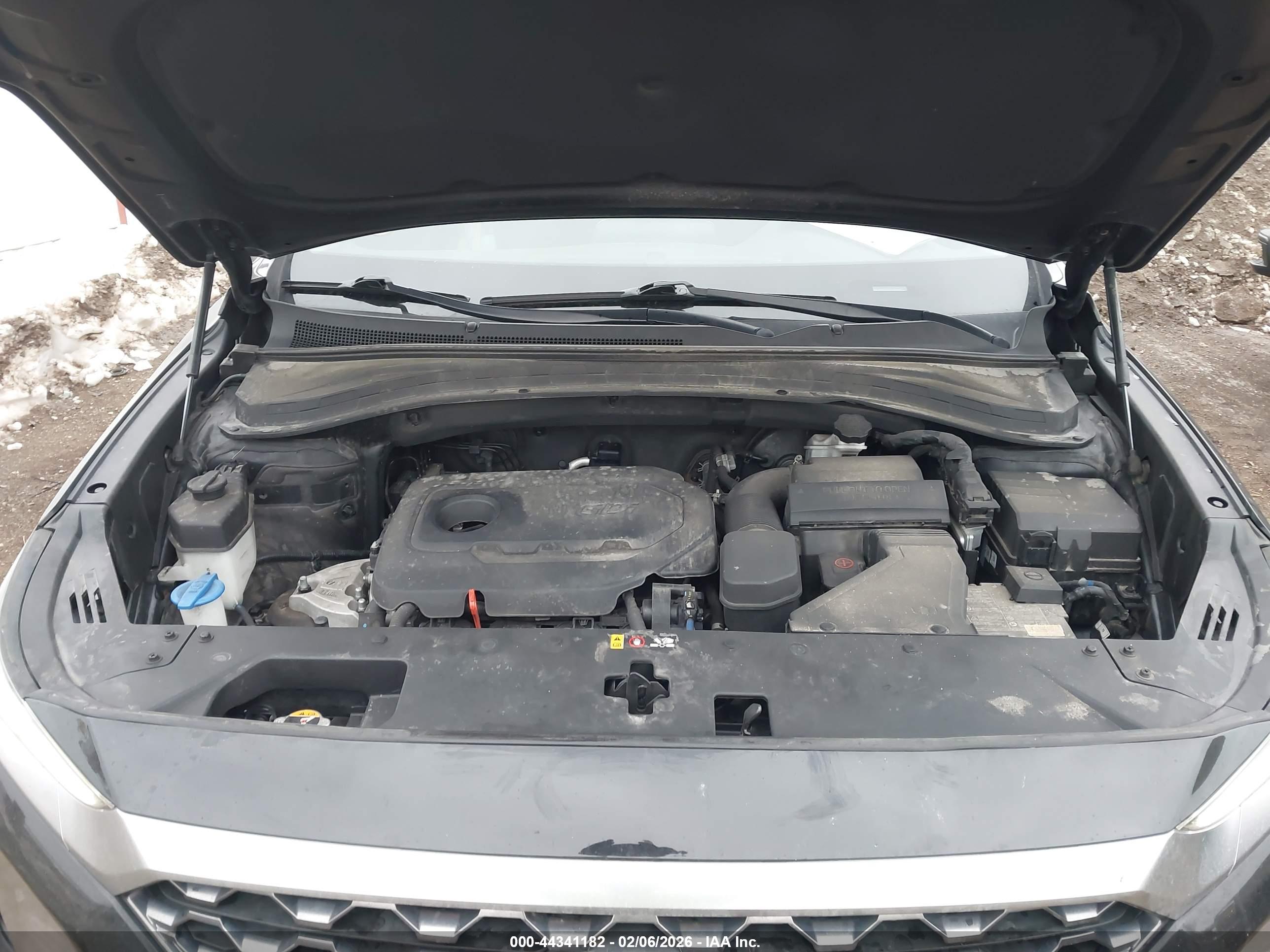 HYUNDAI SANTA image 10