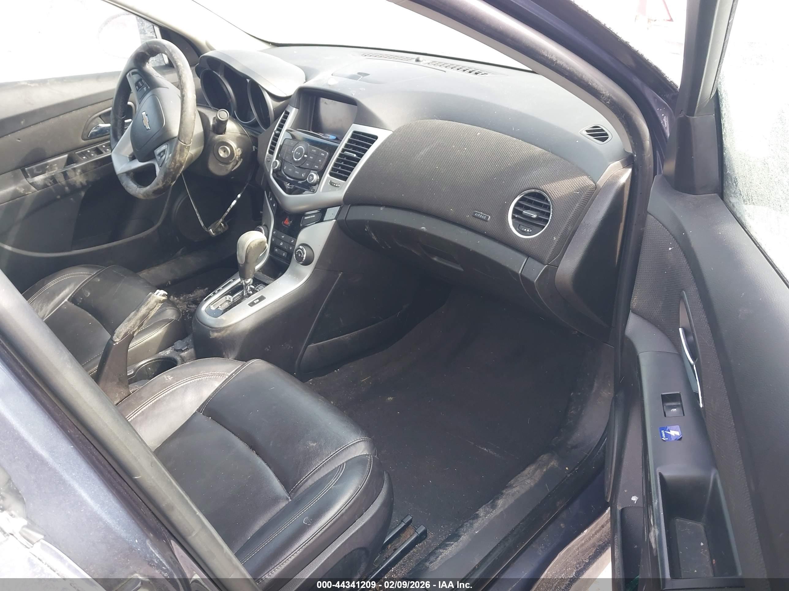 CHEVROLET CRUZE image 5