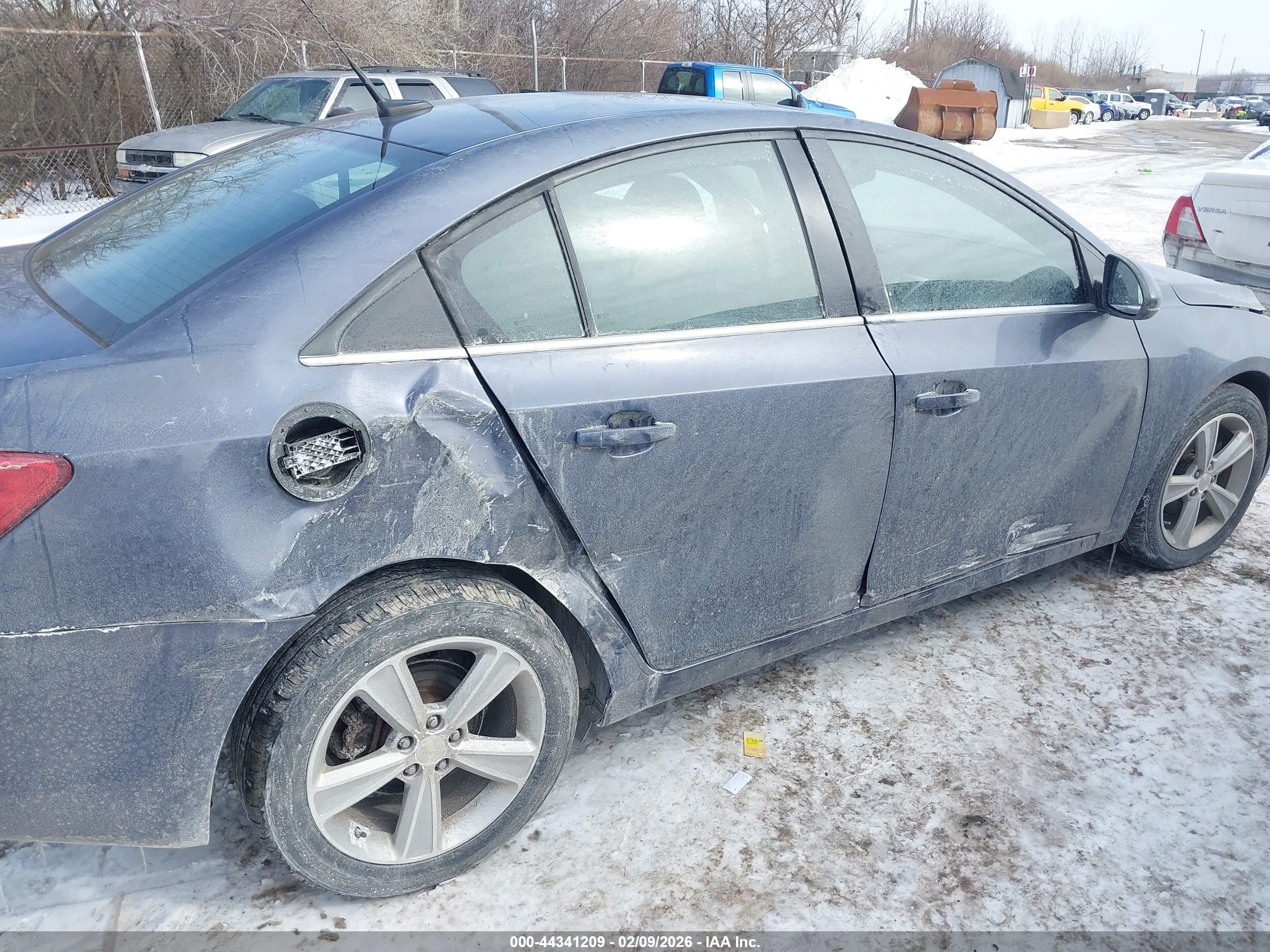 CHEVROLET CRUZE image 6