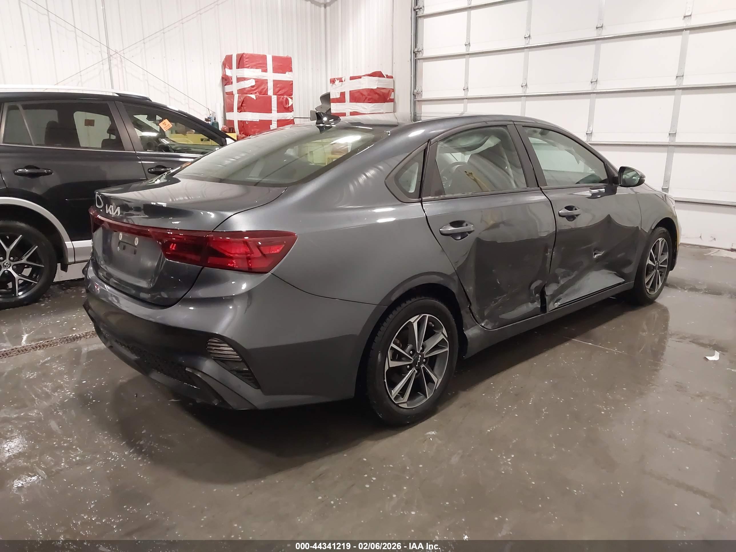 KIA FORTE image 4