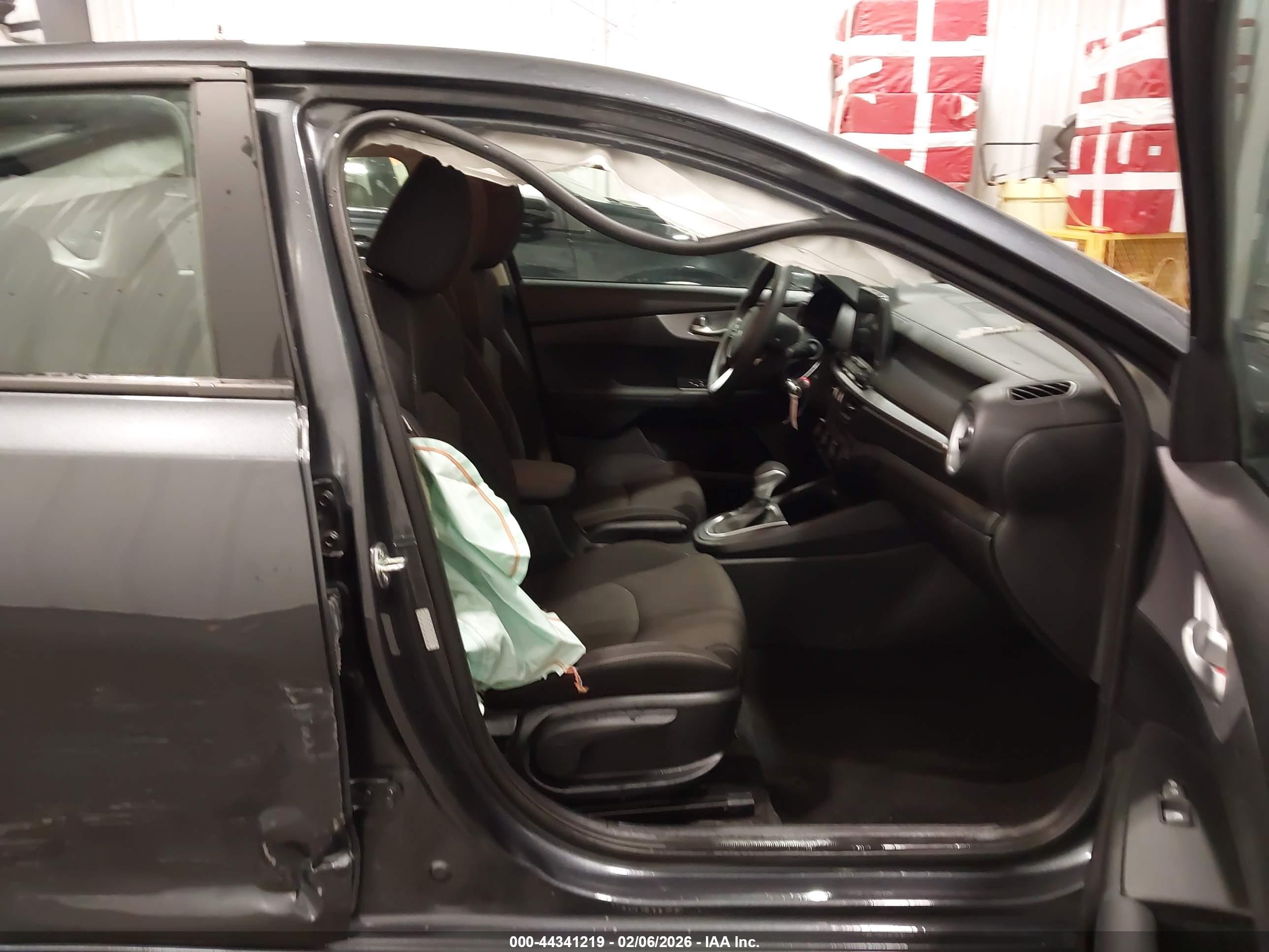 KIA FORTE image 5