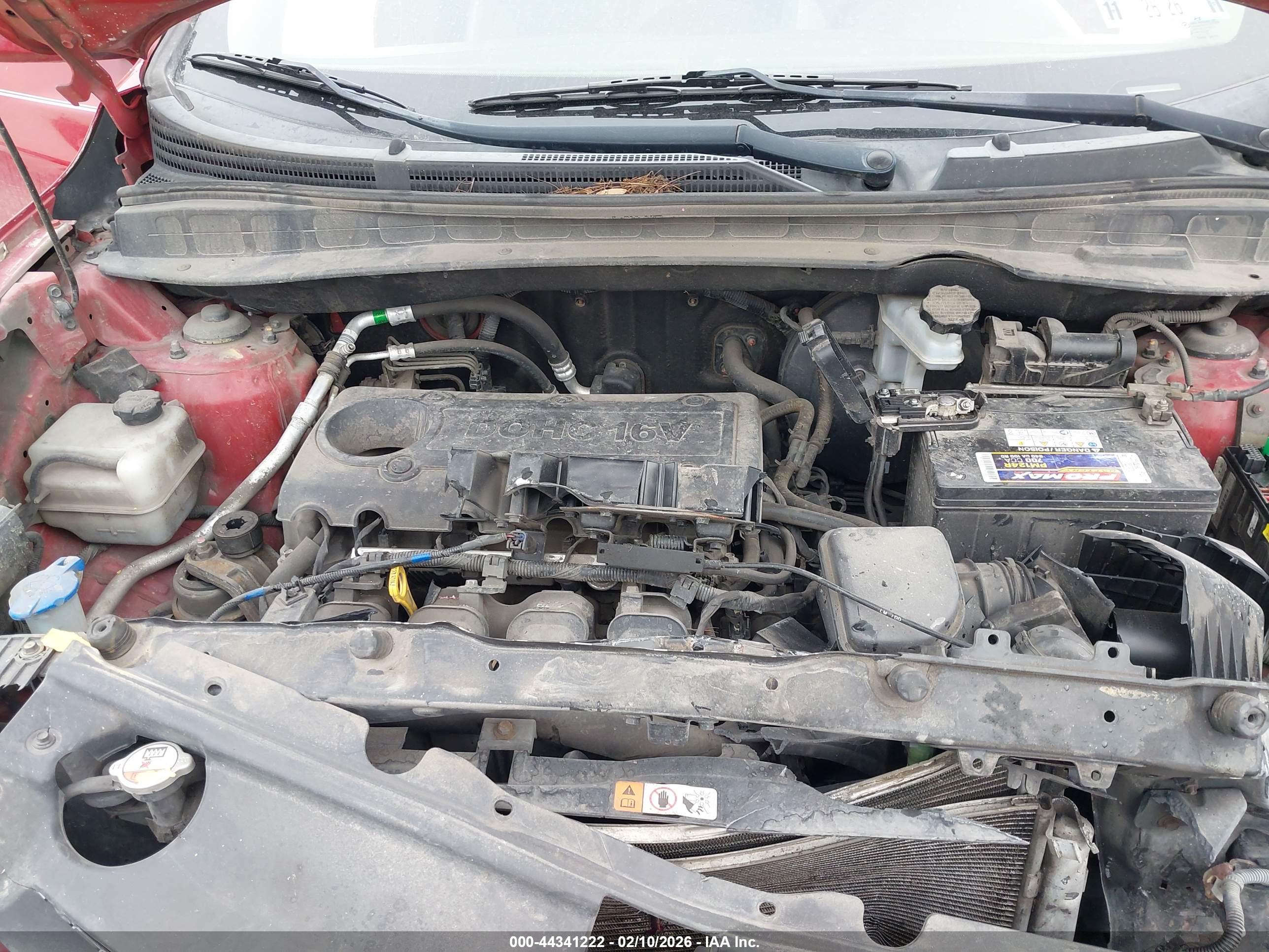HYUNDAI TUCSON image 10