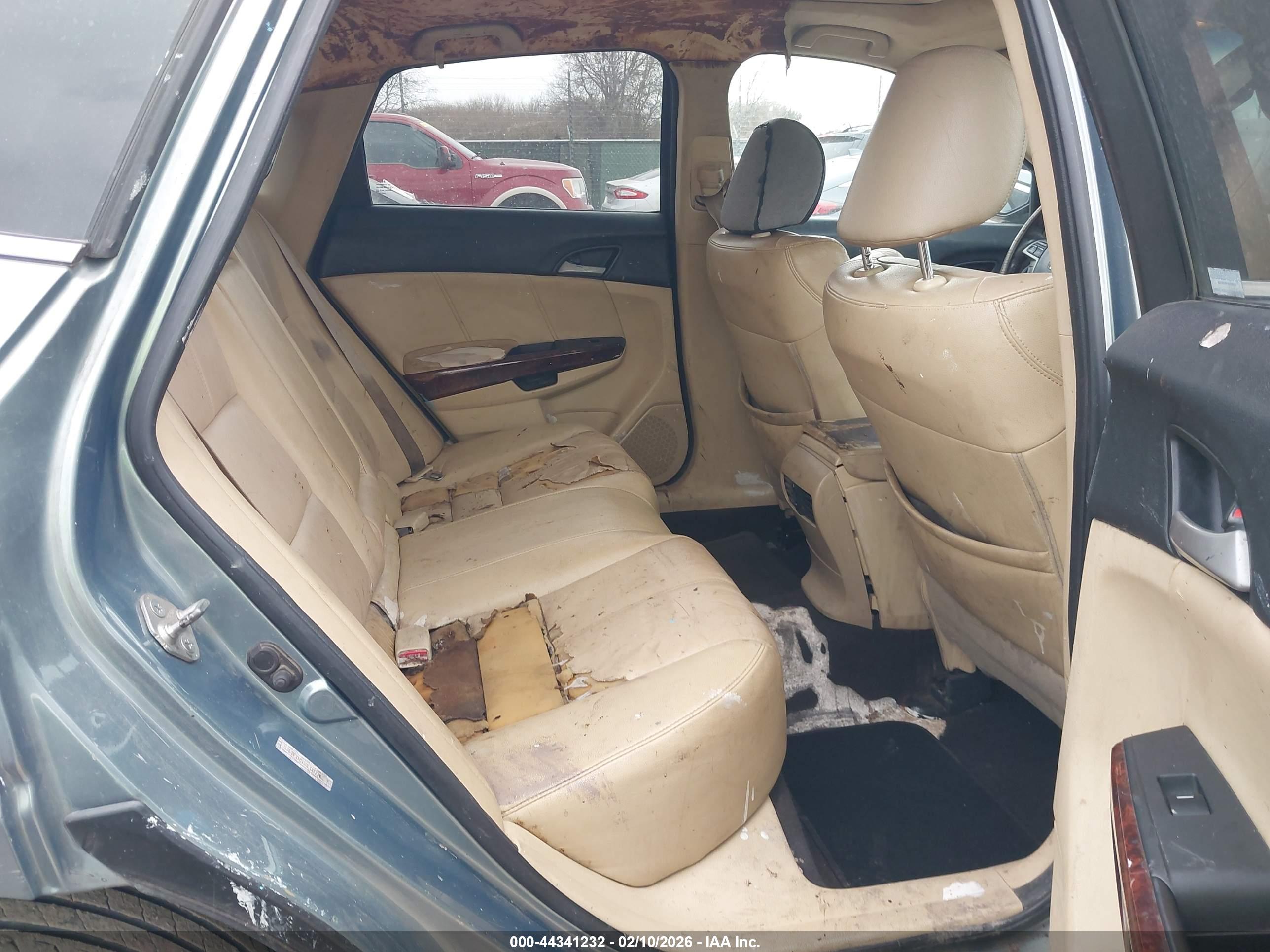 HONDA ACCORD image 8