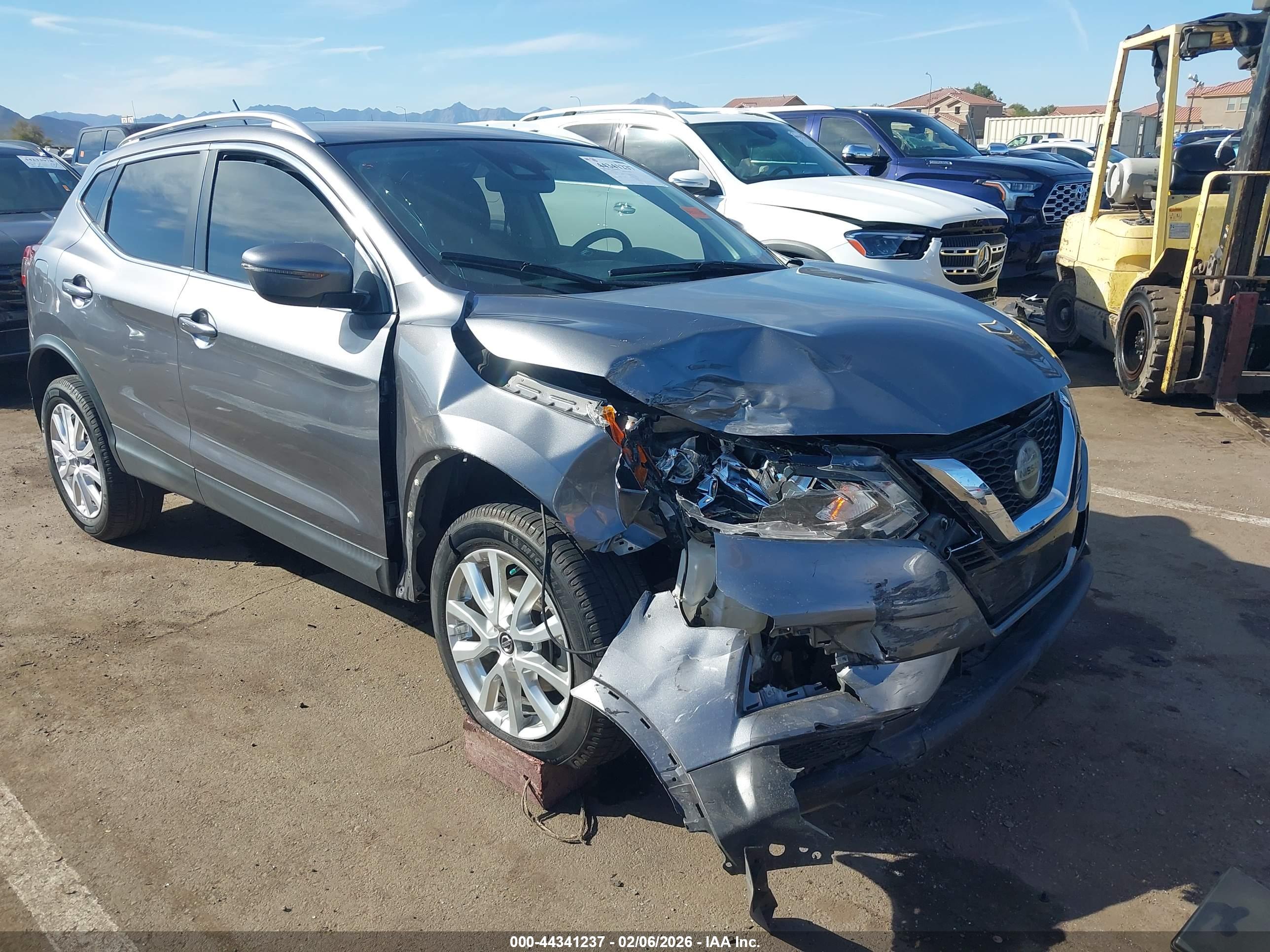 NISSAN ROGUE image 6