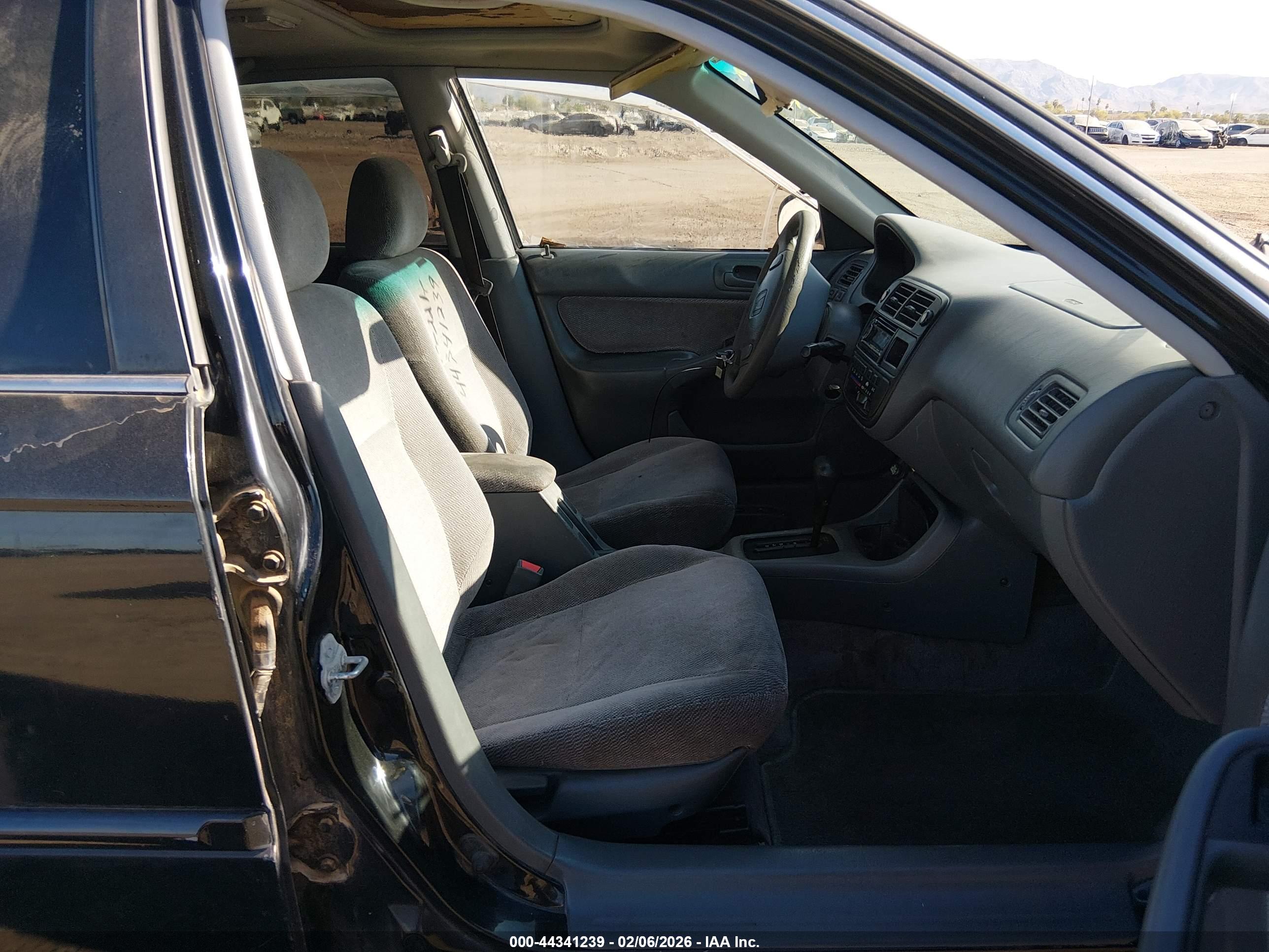 HONDA CIVIC image 5