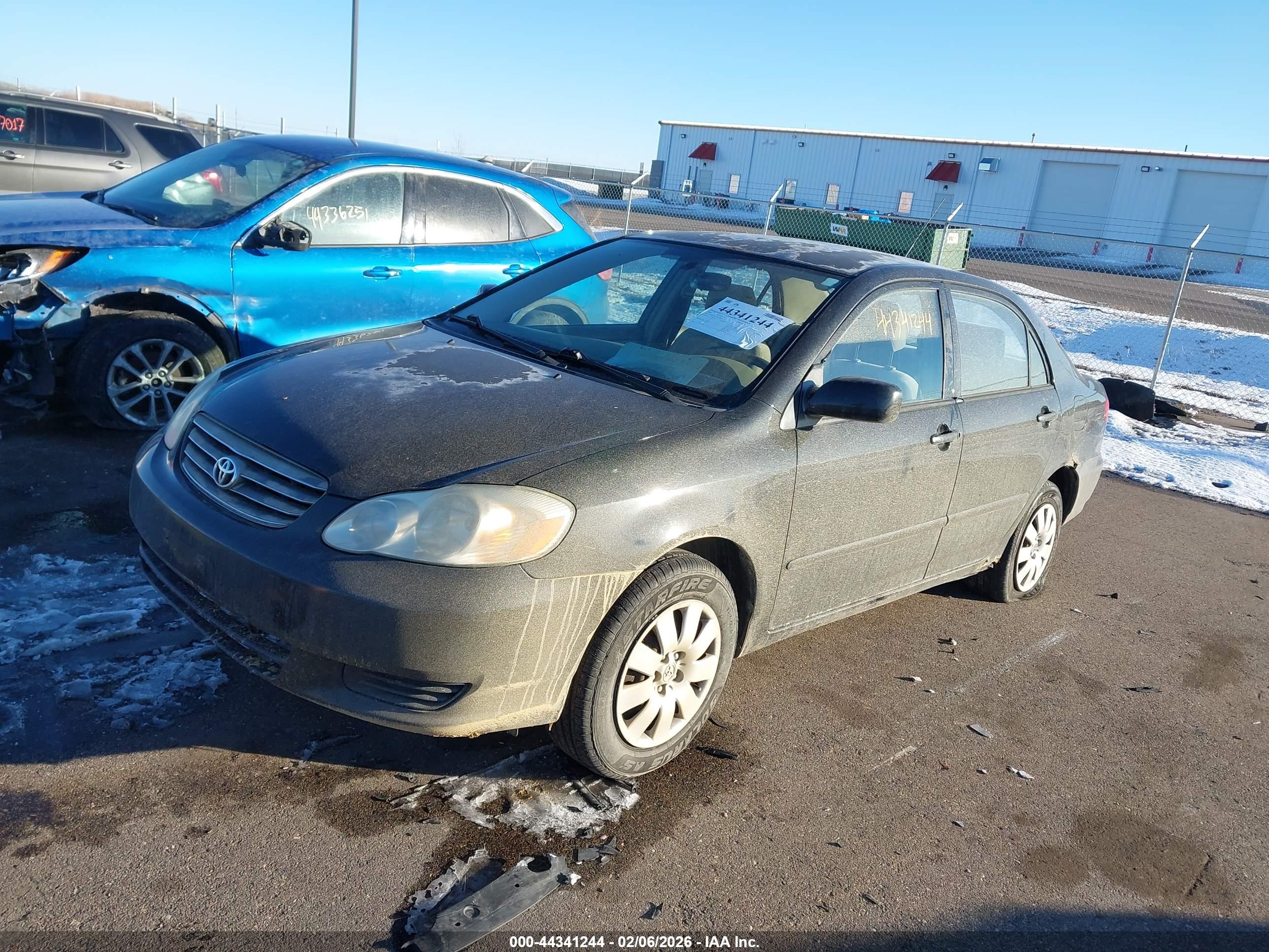 TOYOTA COROLLA image 2