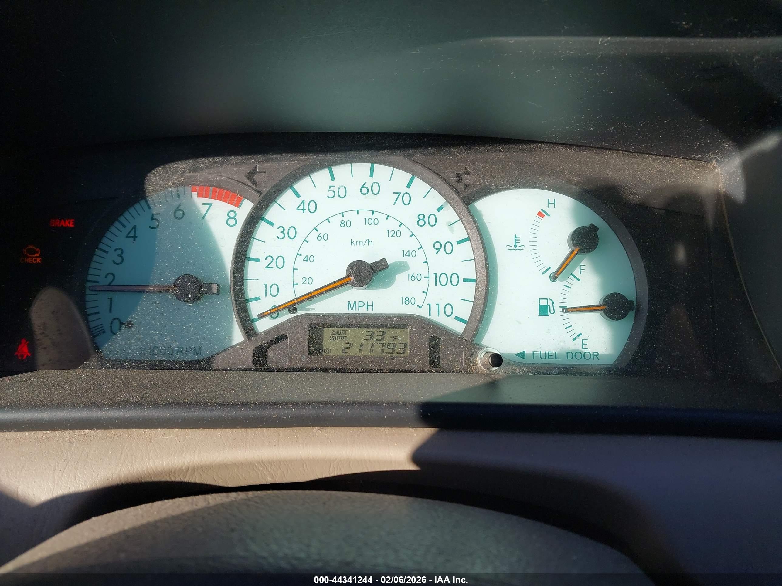 TOYOTA COROLLA image 7