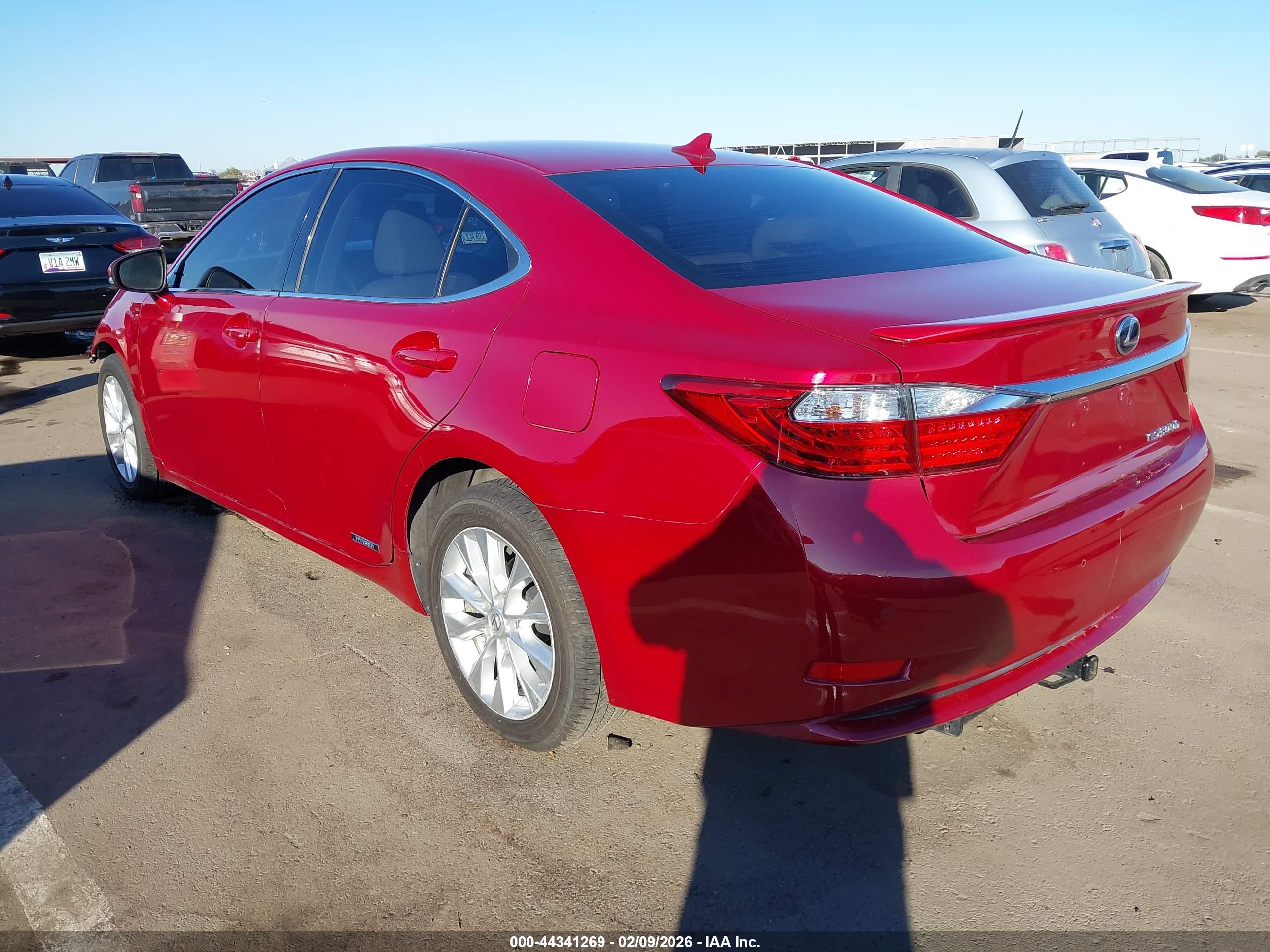 LEXUS ES image 3