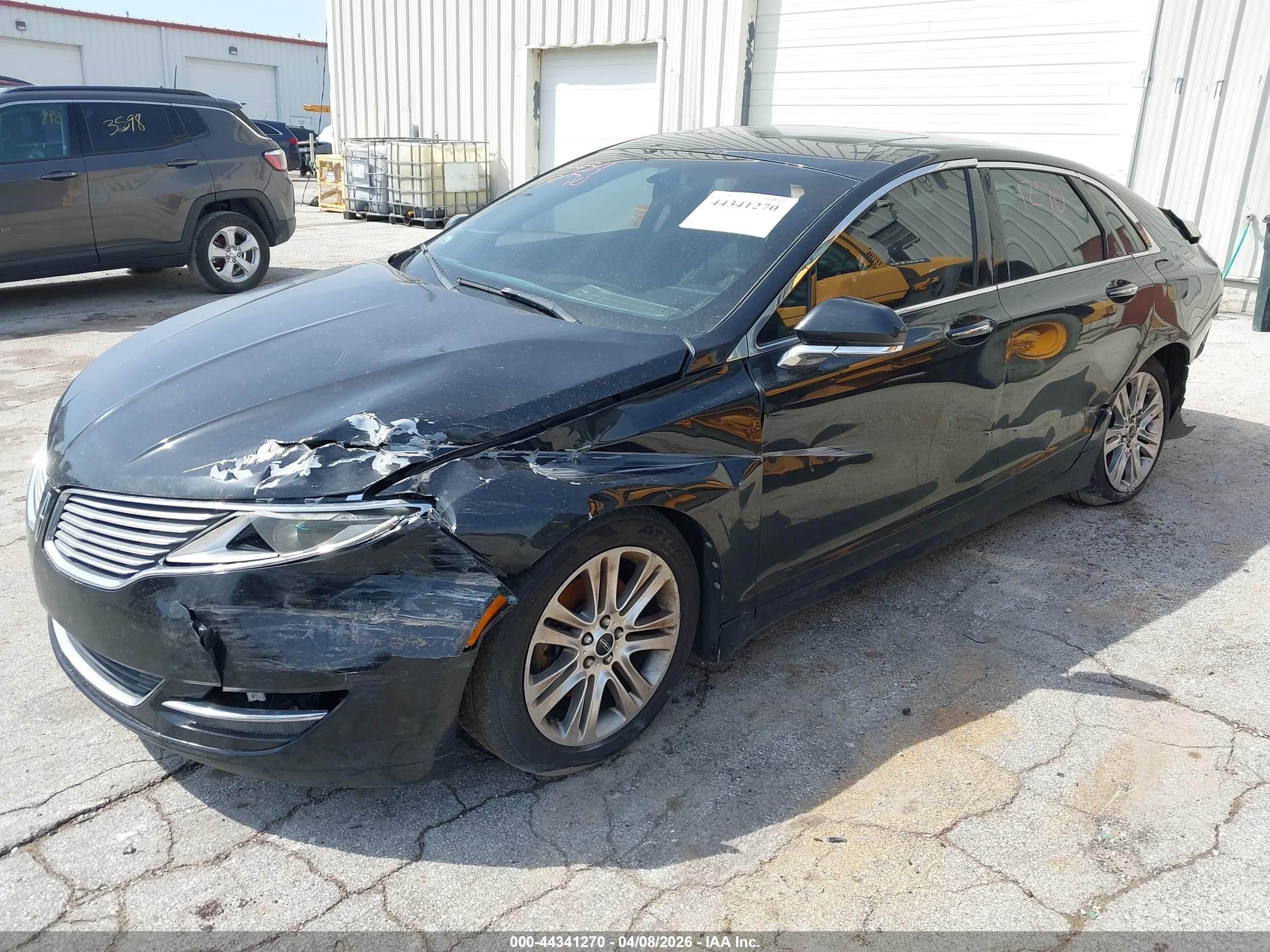 LINCOLN MKZ image 2