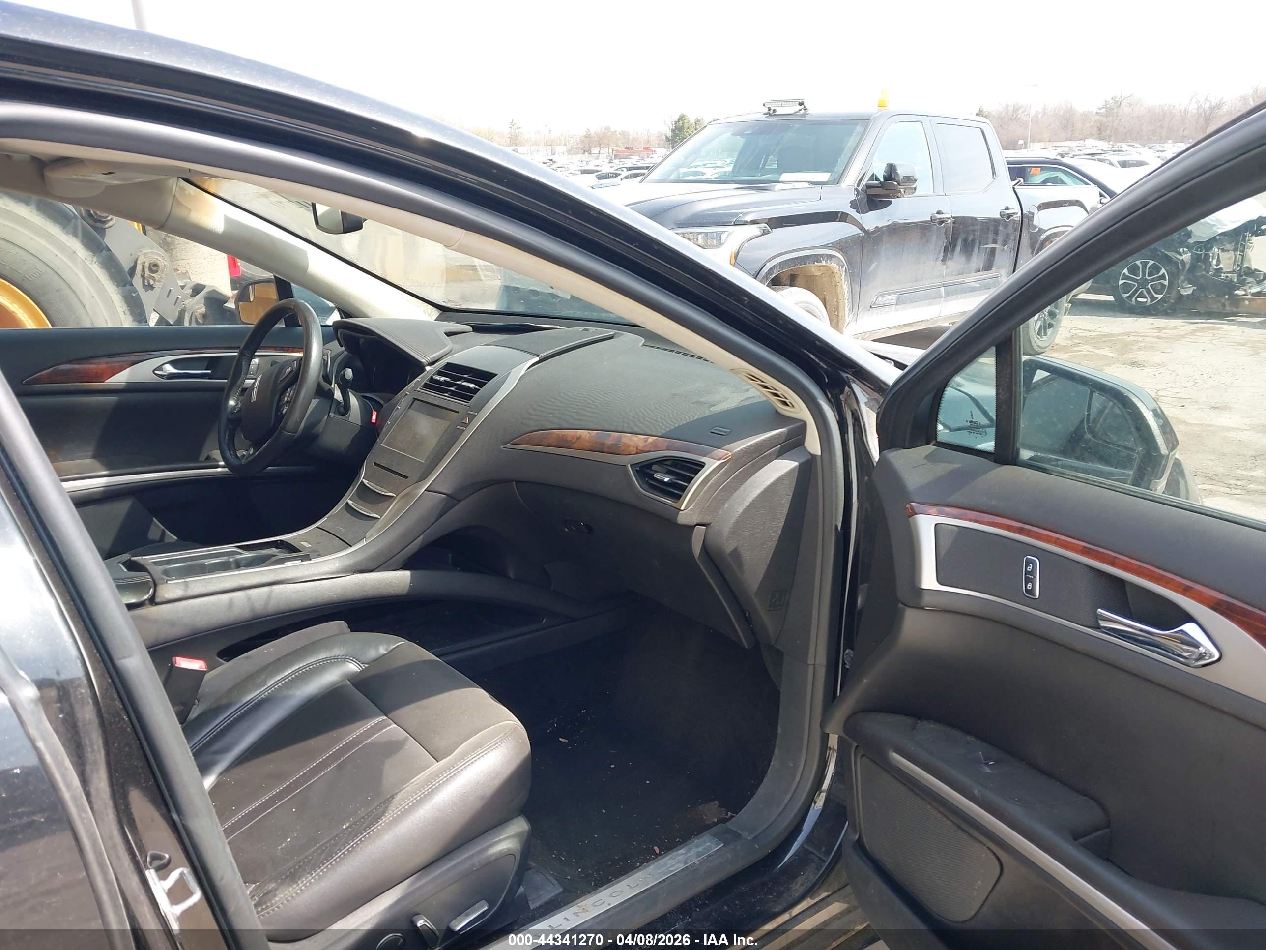 LINCOLN MKZ image 5