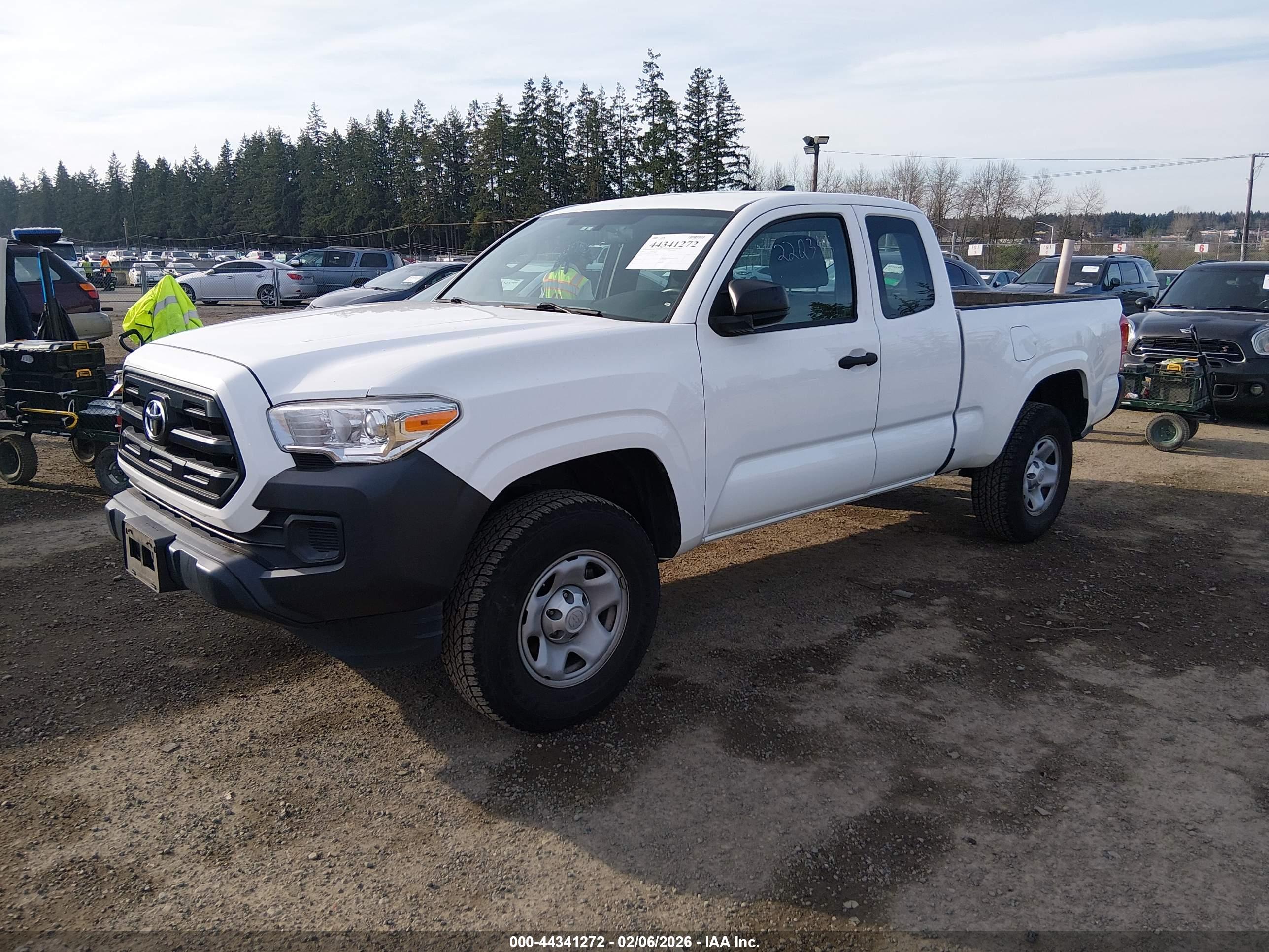 TOYOTA TACOMA image 2