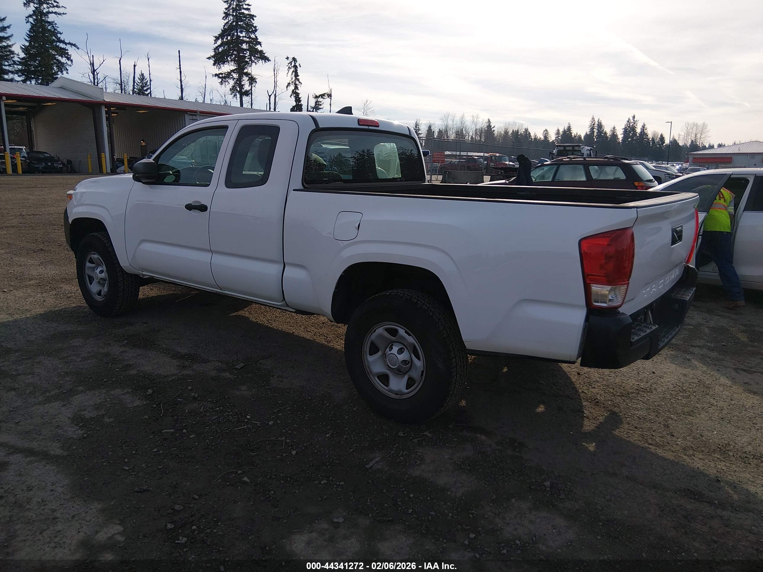 TOYOTA TACOMA image 3