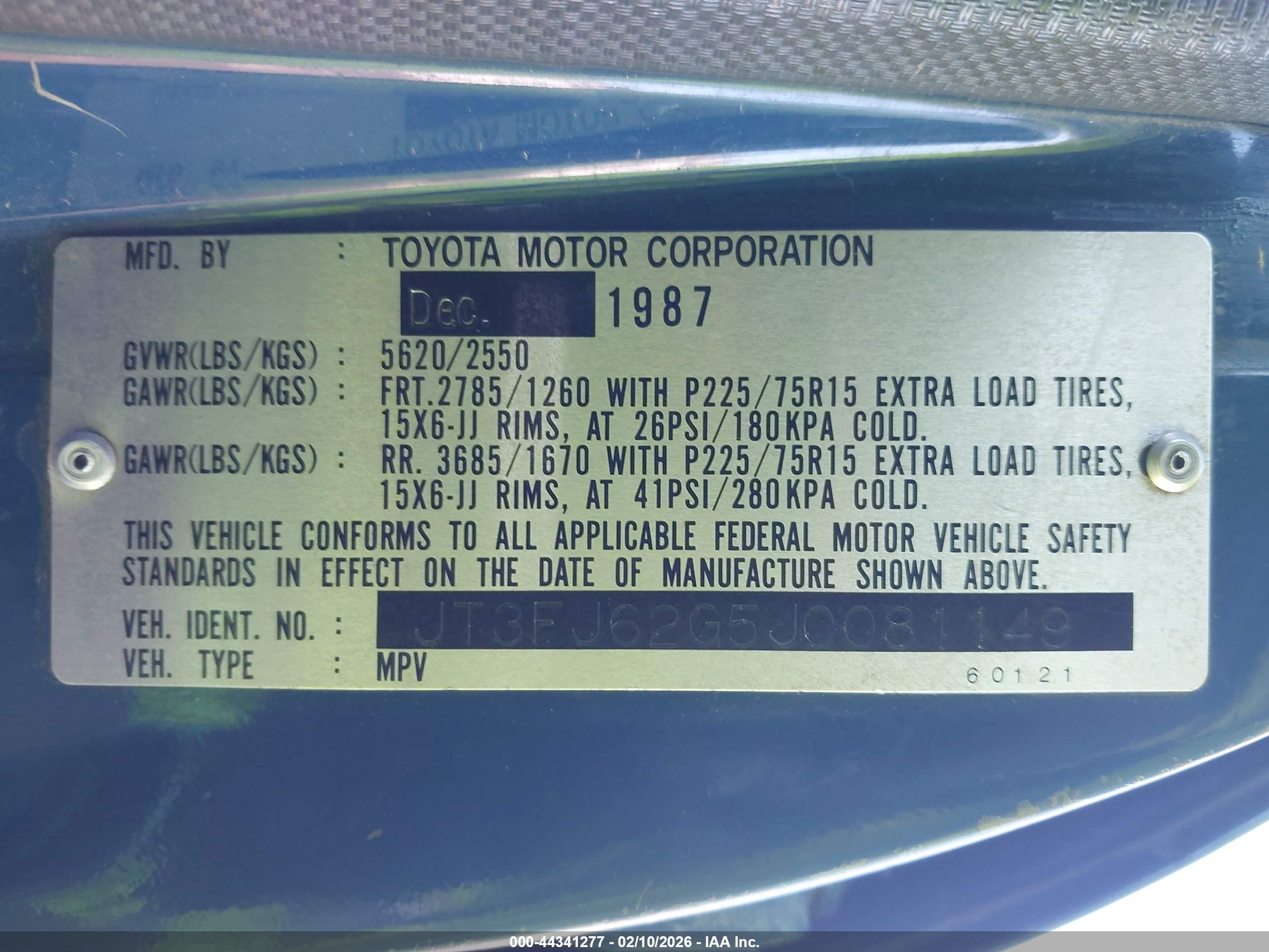 TOYOTA LAND image 9