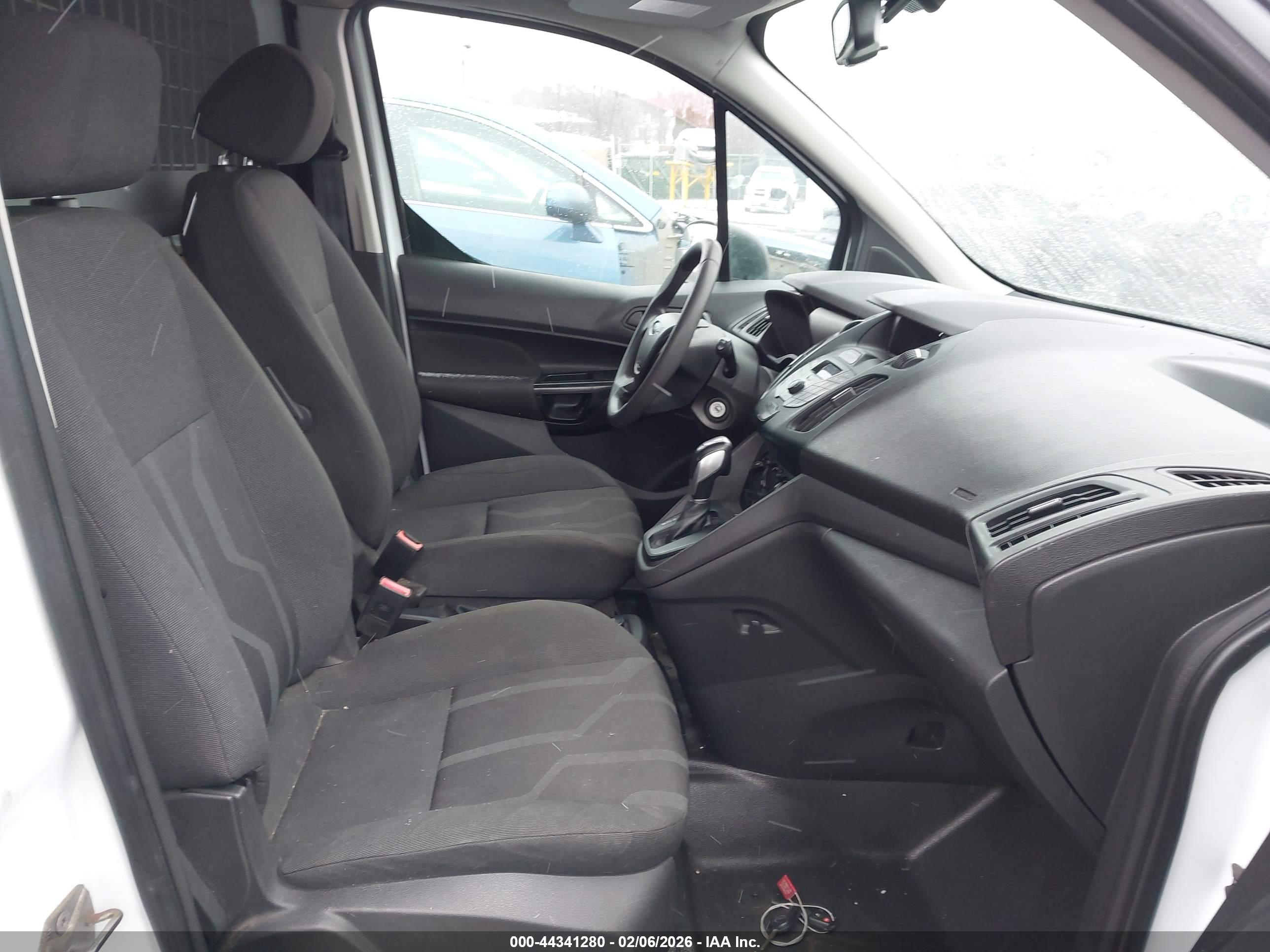 FORD TRANSIT image 5