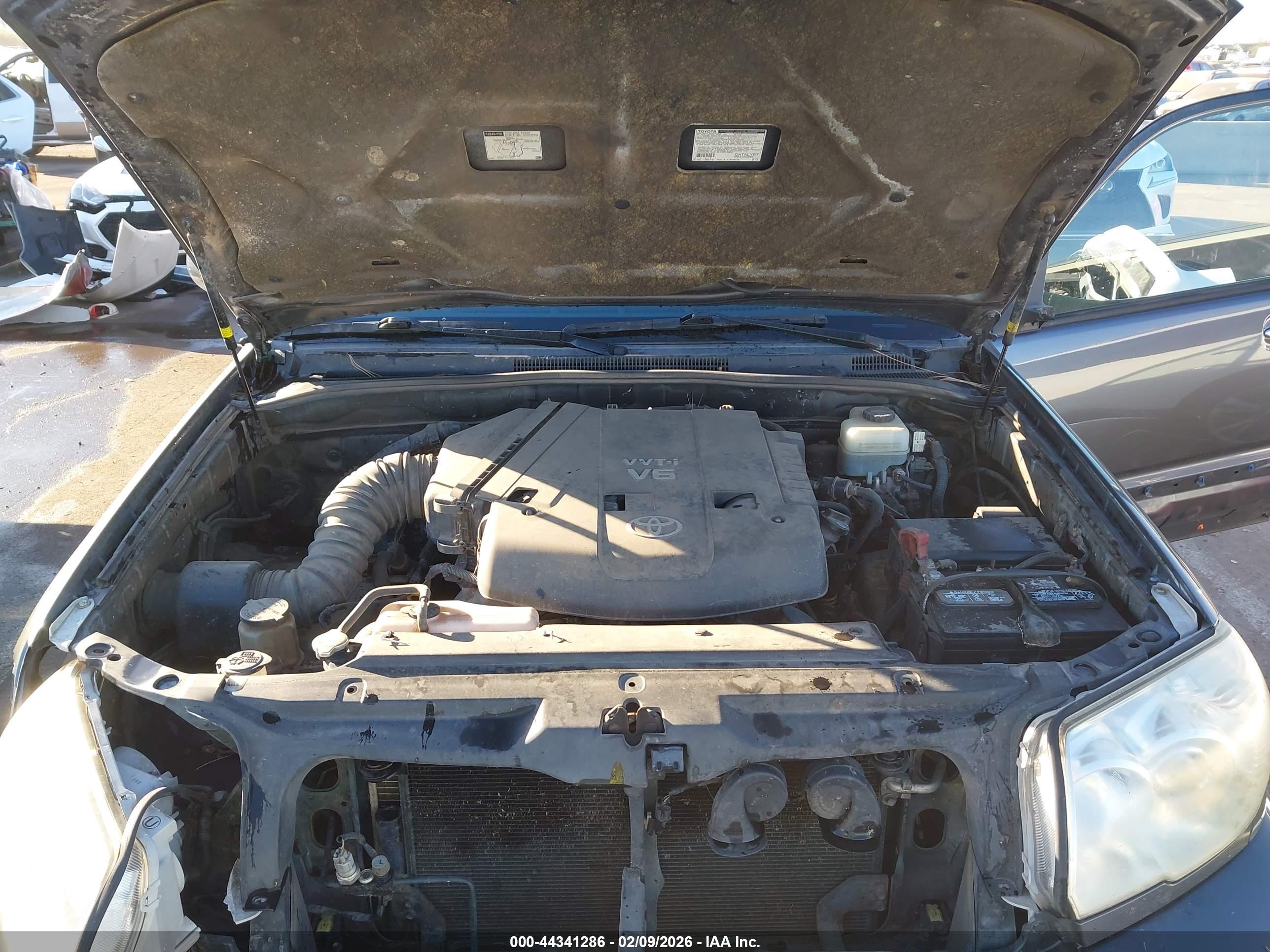 TOYOTA 4RUNNER image 10