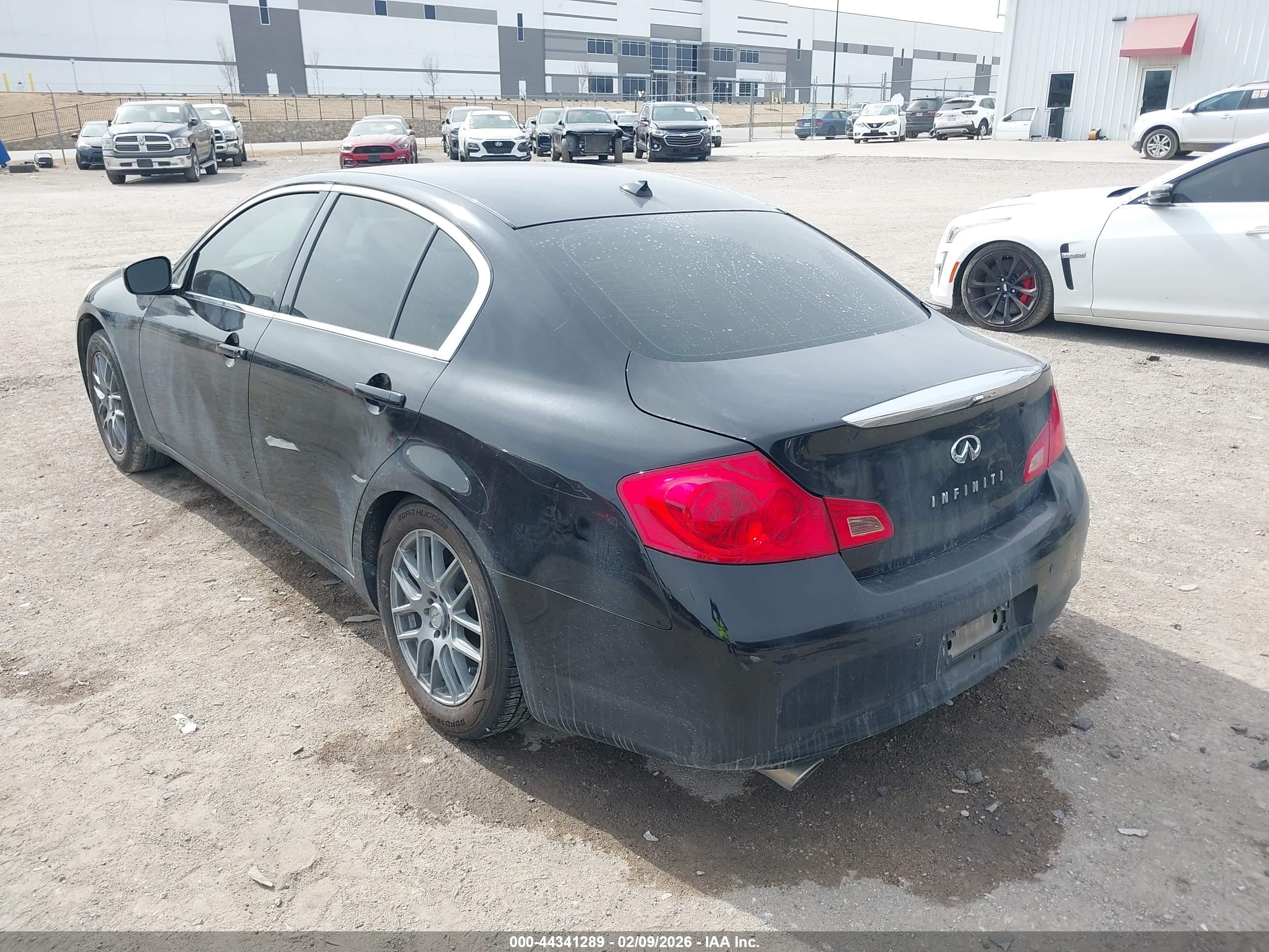INFINITI G37X image 3