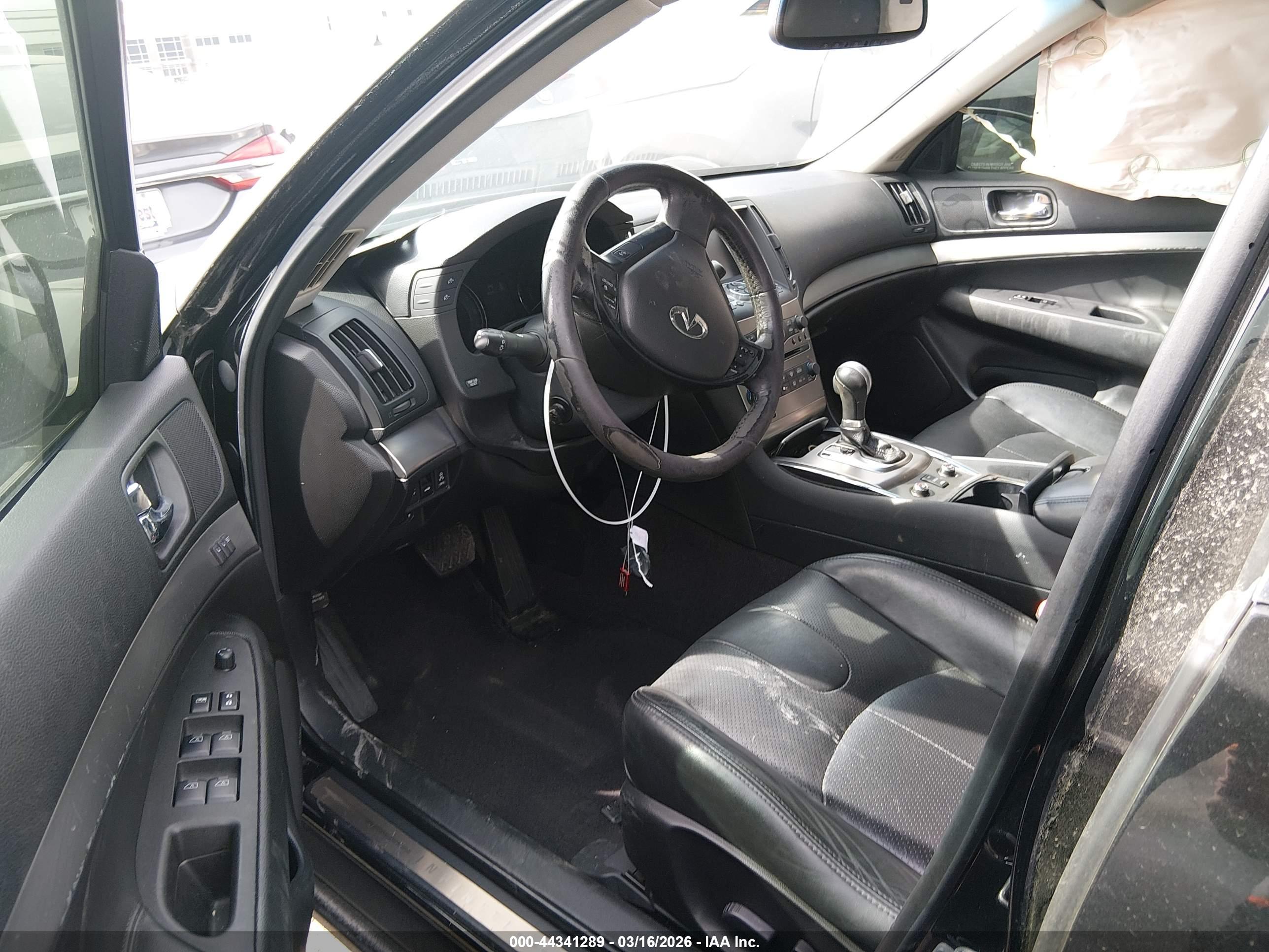 INFINITI G37X image 5